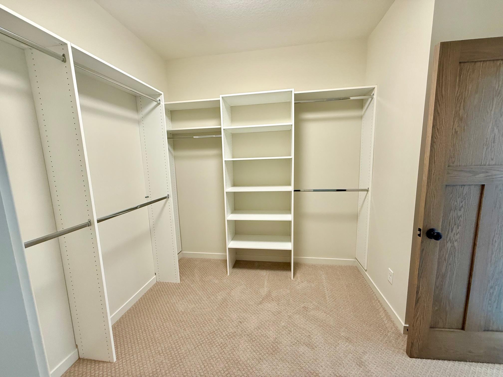 4636 Fable Road N Property Photo 18