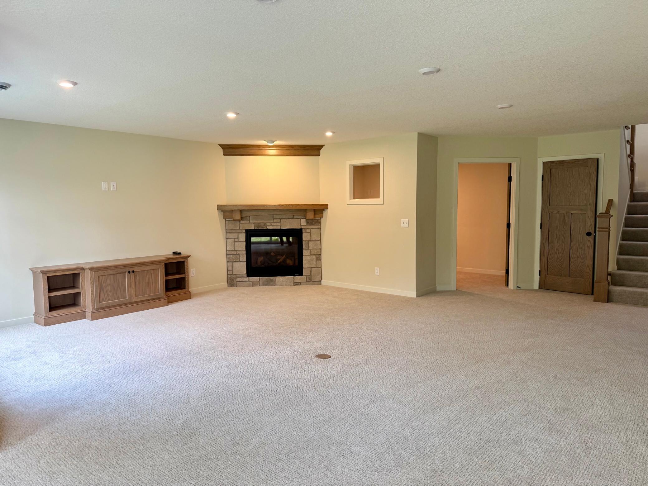 4636 Fable Road N Property Photo 27