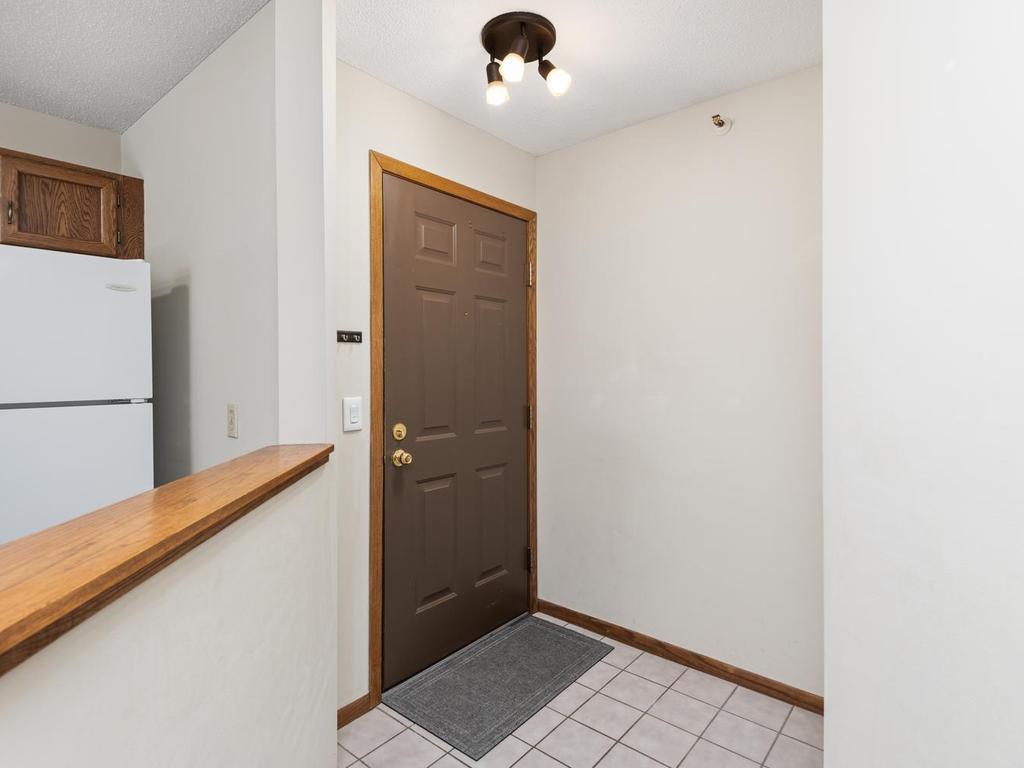 7605 Edinborough Way 6214 Property Photo 15
