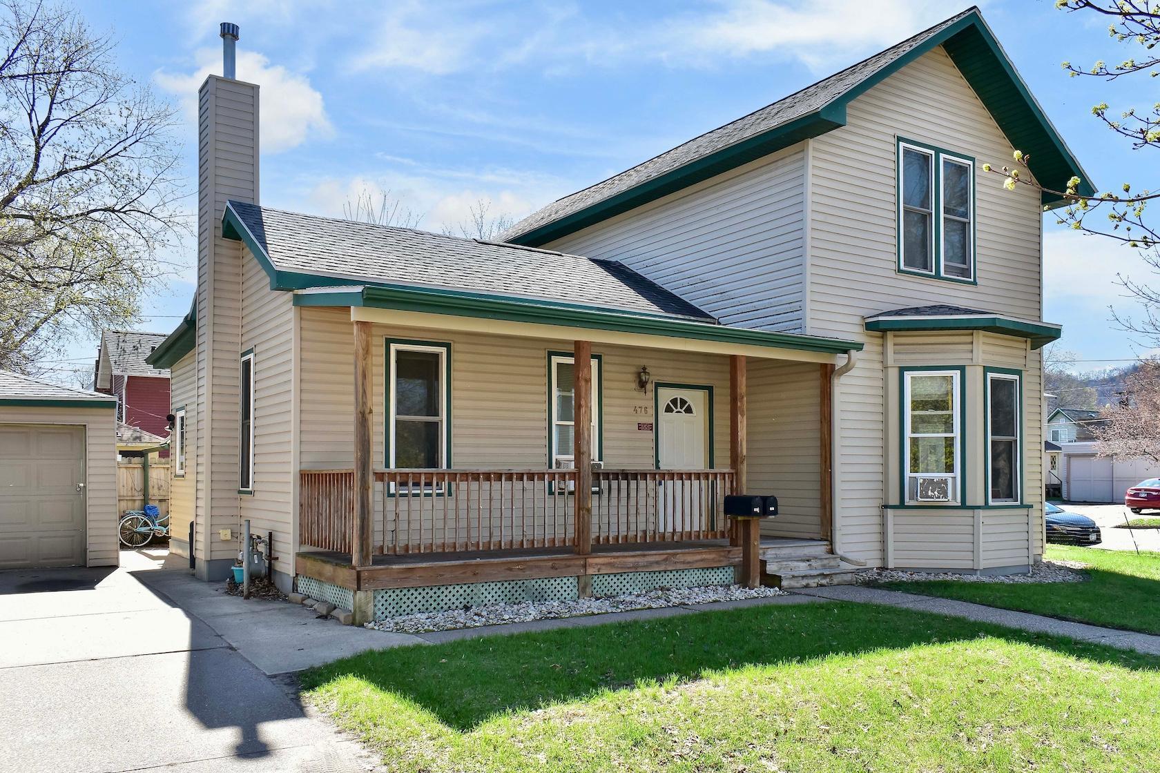 476 Main Street