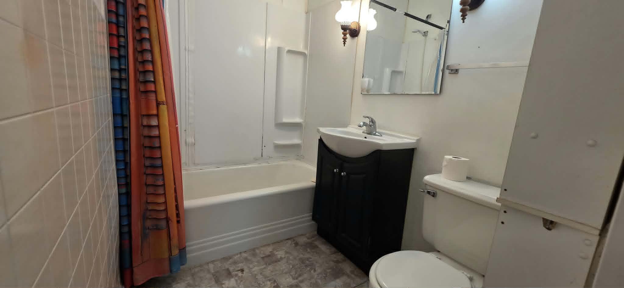 122 W 5th Street Property Photo 6