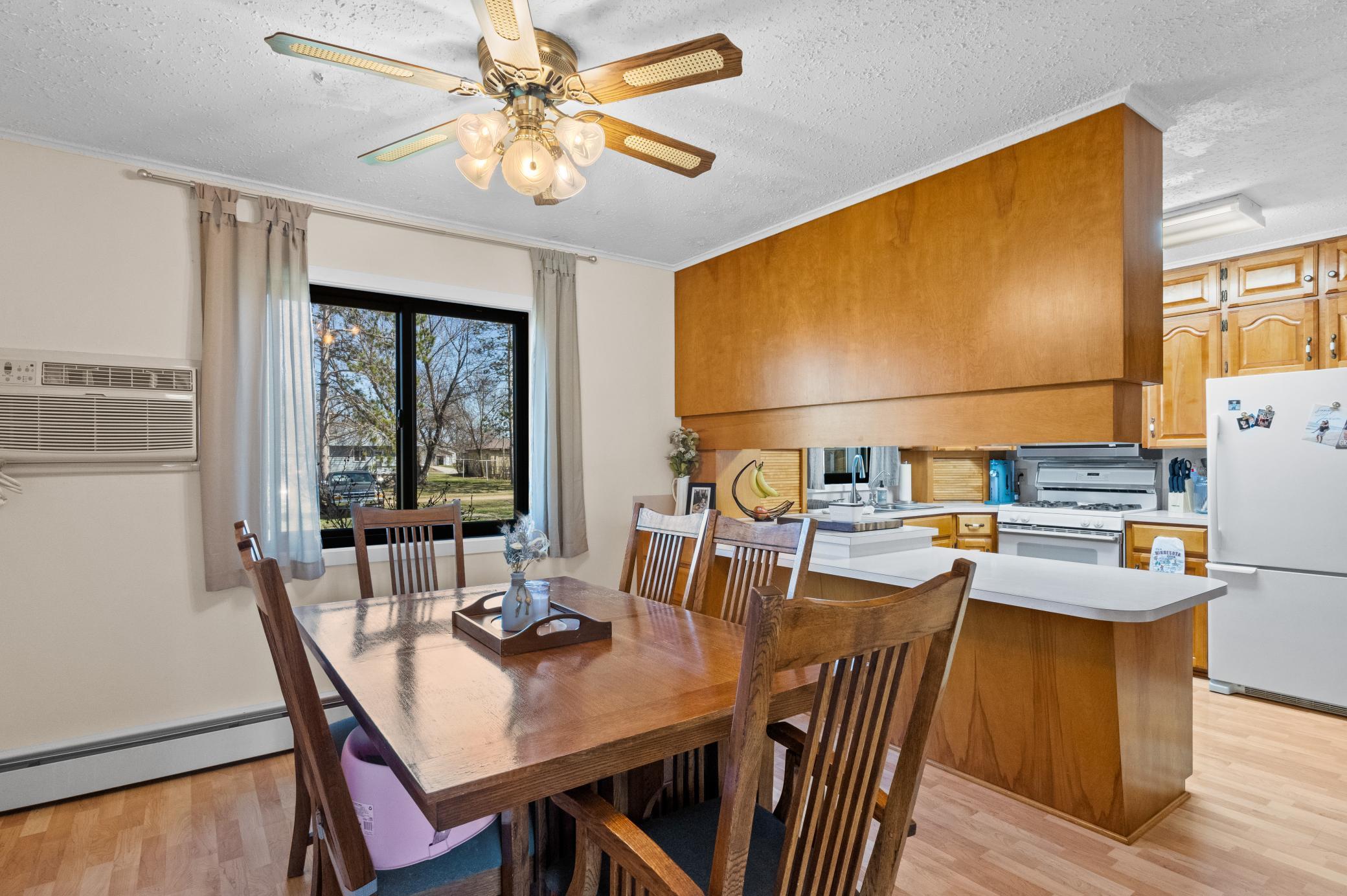 534 Lake Shore Drive Property Photo 9