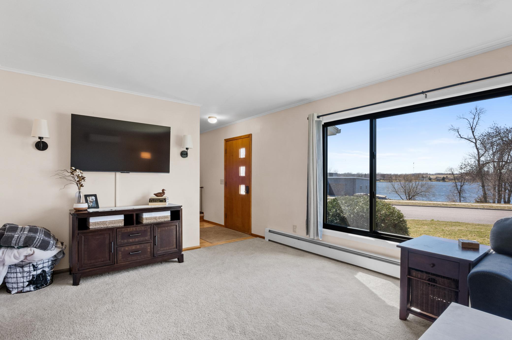 534 Lake Shore Drive Property Photo 11
