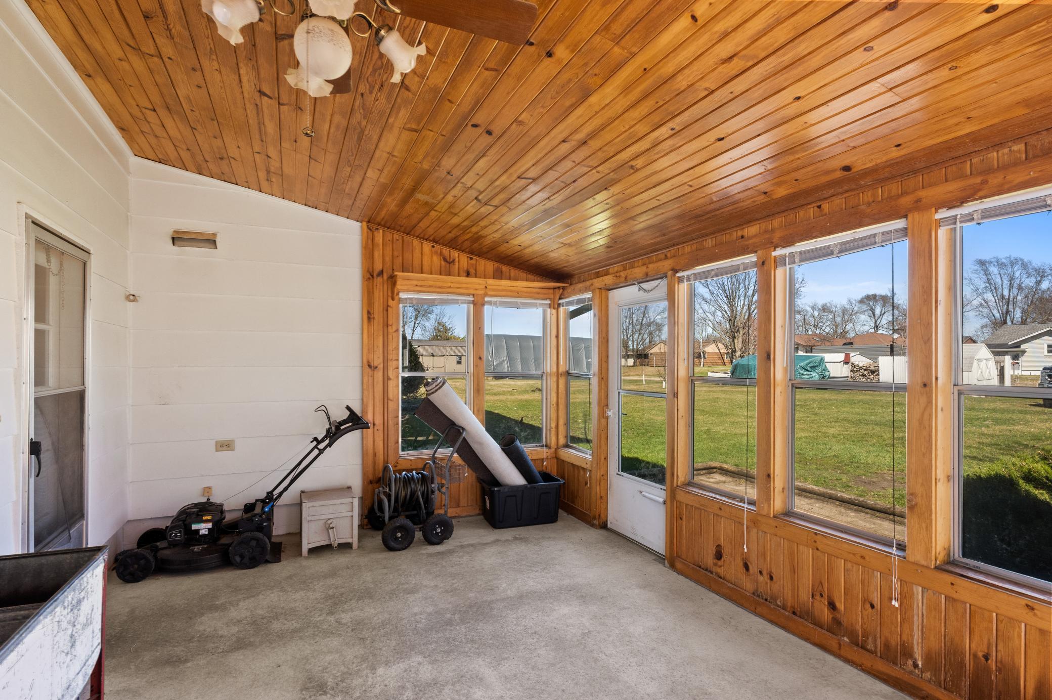 534 Lake Shore Drive Property Photo 29