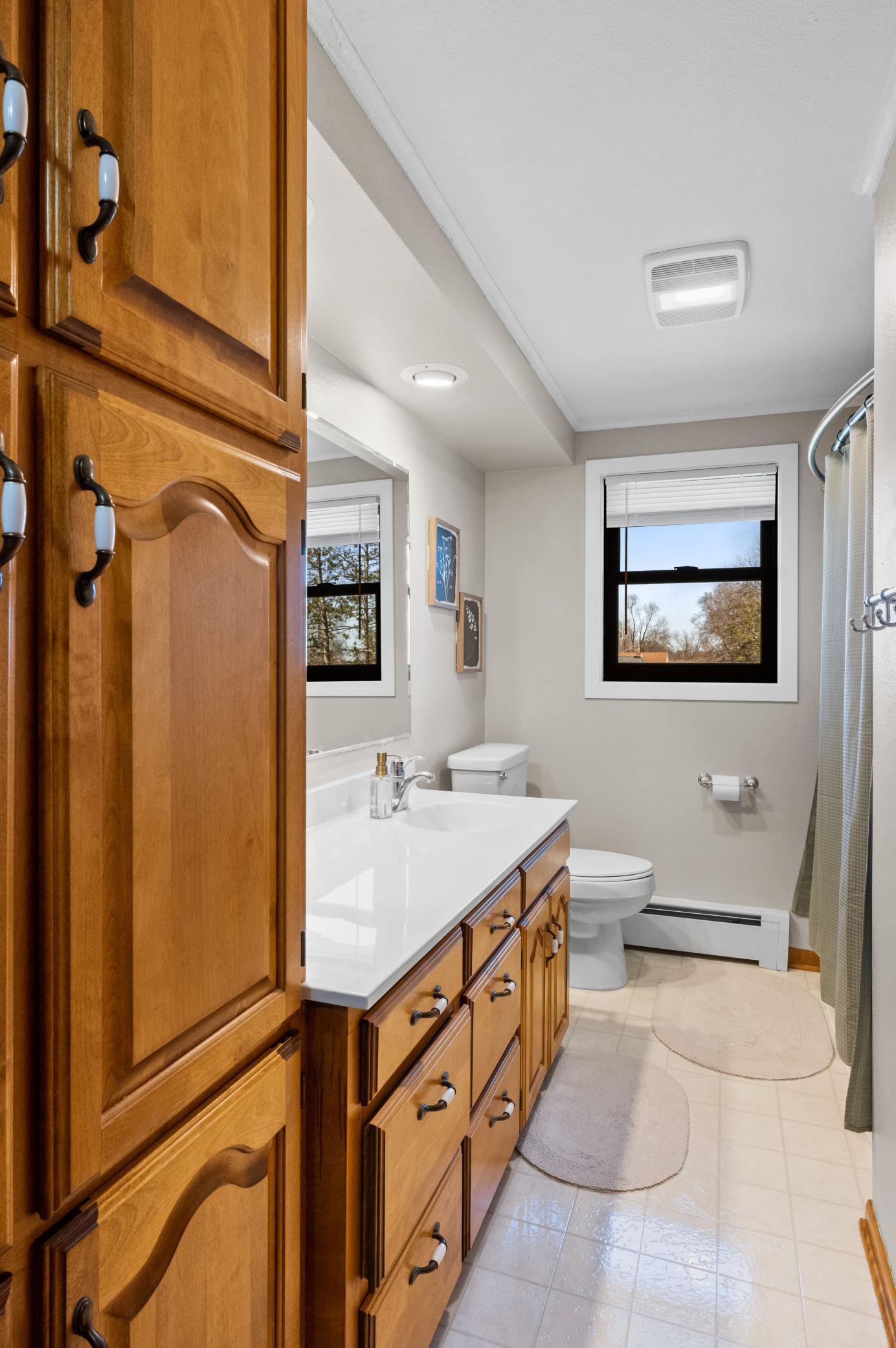 534 Lake Shore Drive Property Photo 33