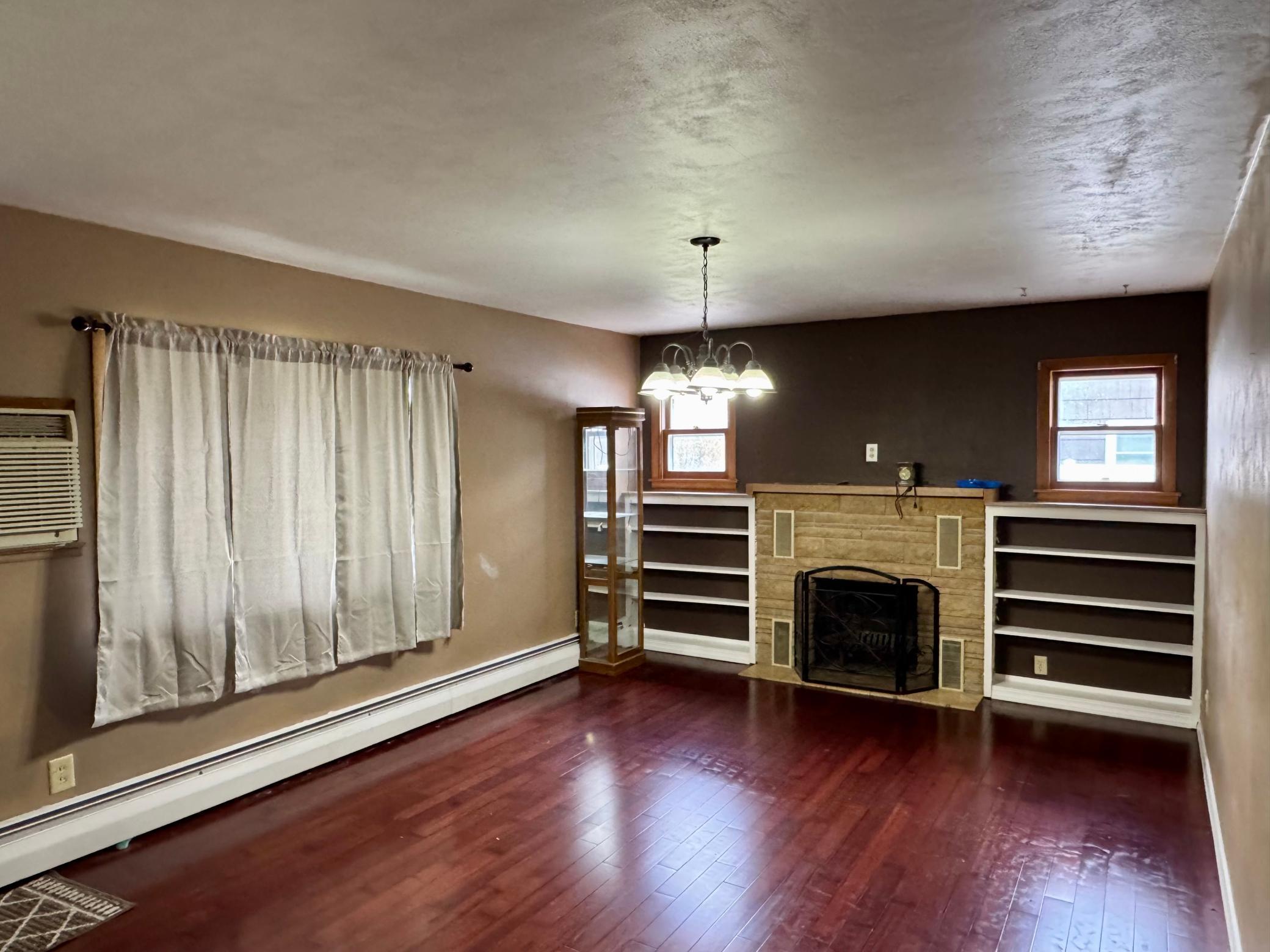 905 W Chestnut Avenue Property Photo 6
