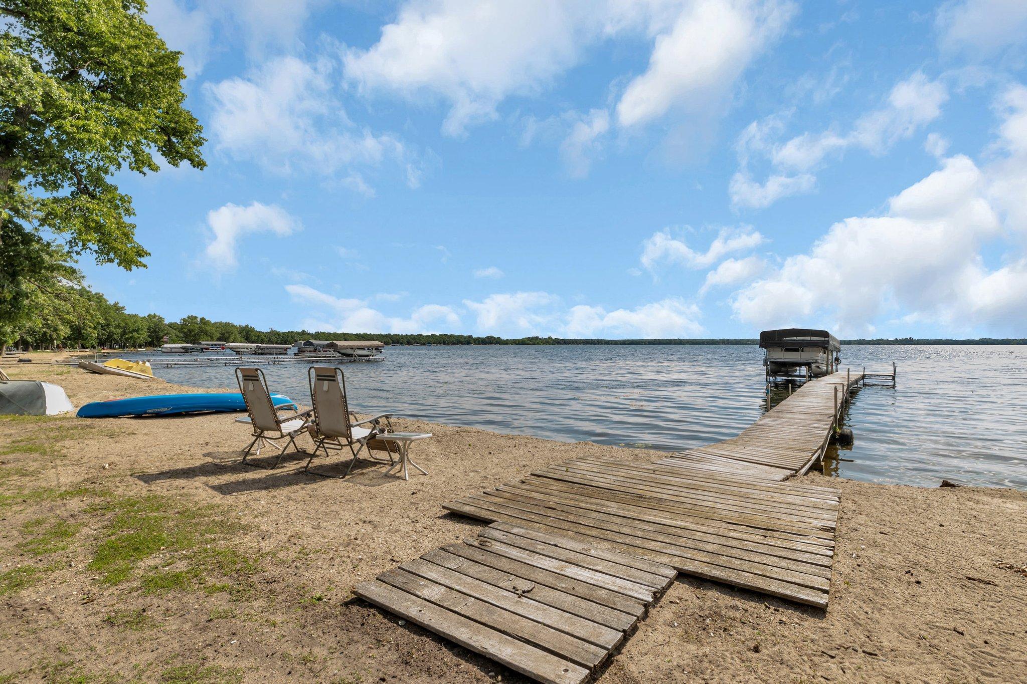46376 Jungle Shore Trail Property Photo 5