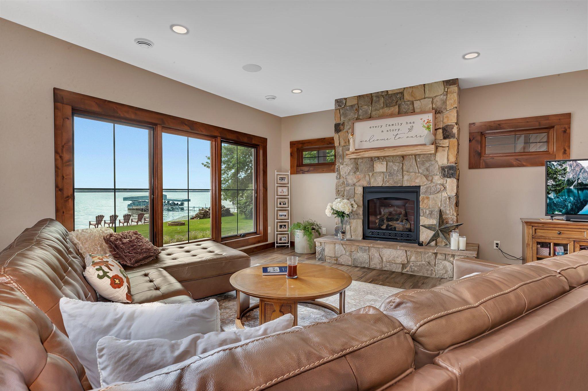 46376 Jungle Shore Trail Property Photo 12