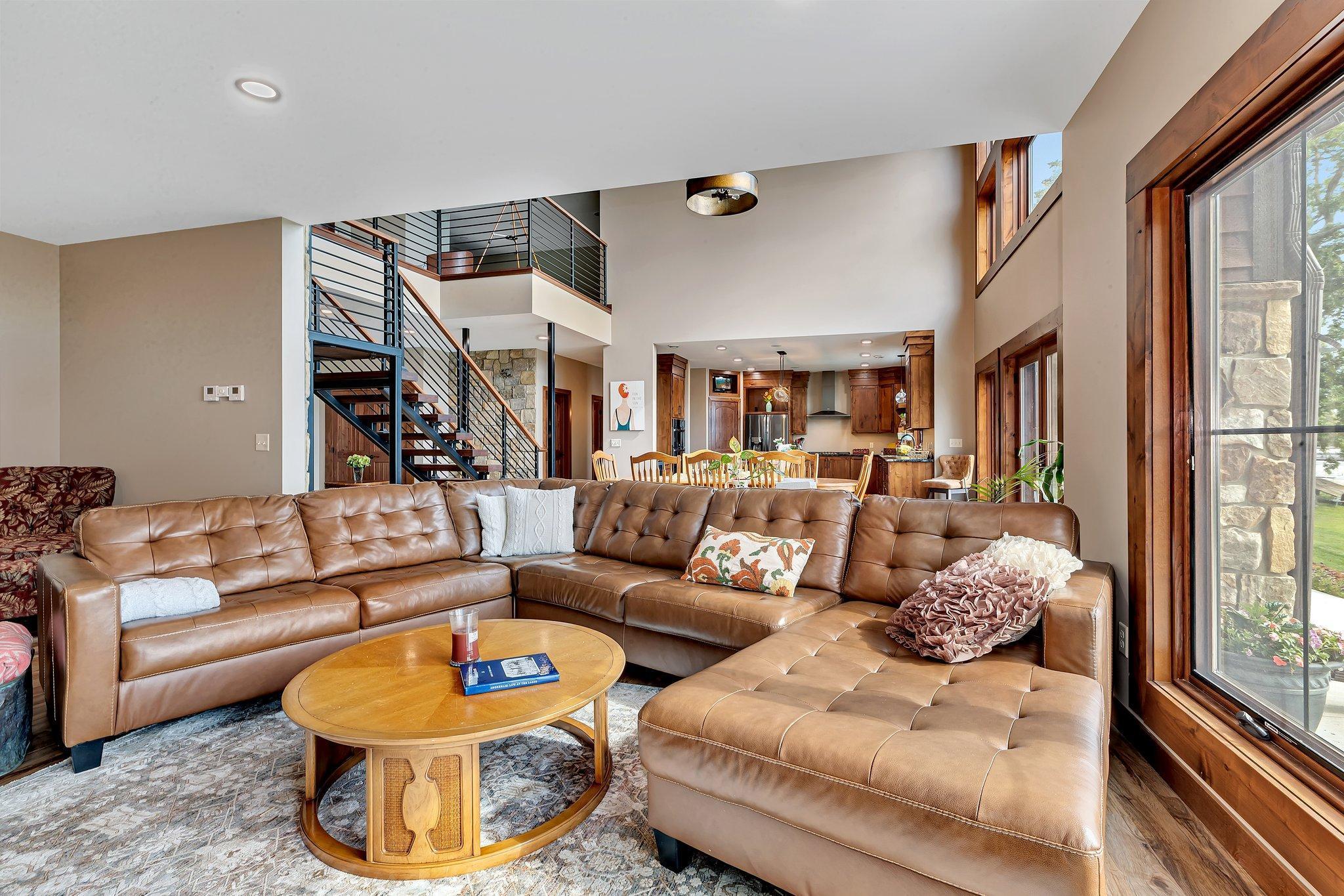 46376 Jungle Shore Trail Property Photo 13
