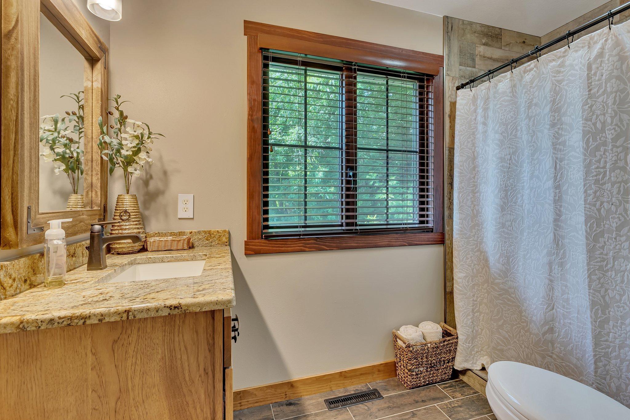 46376 Jungle Shore Trail Property Photo 65