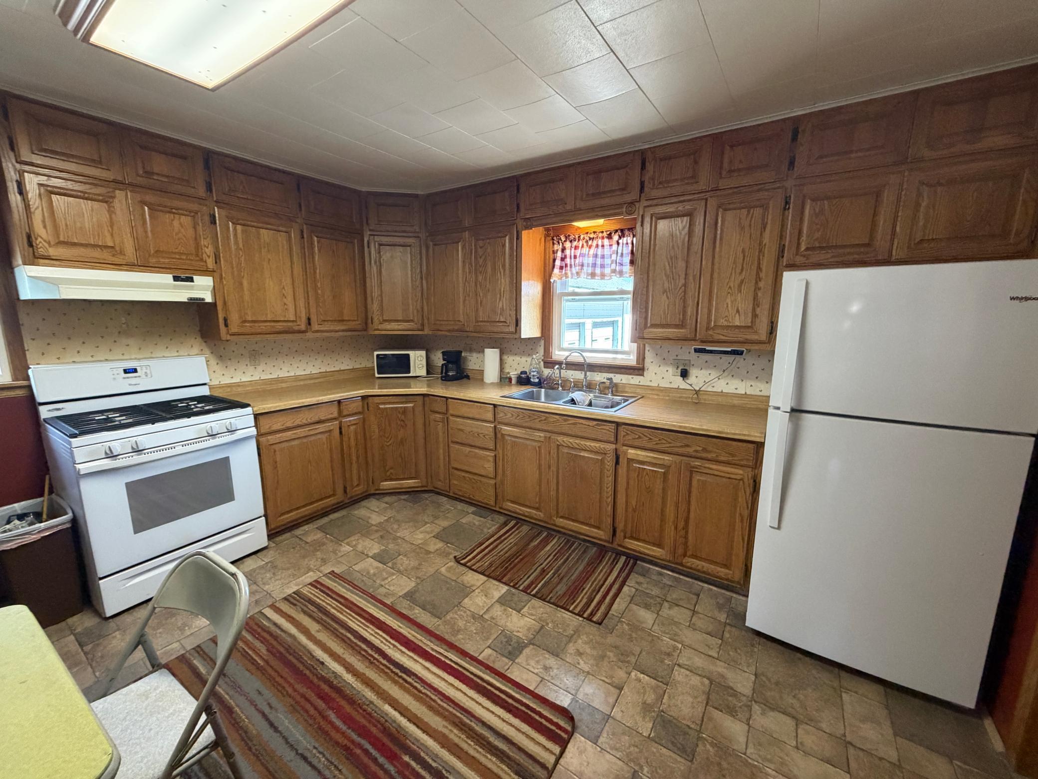 107 3rd Avenue Property Photo 4