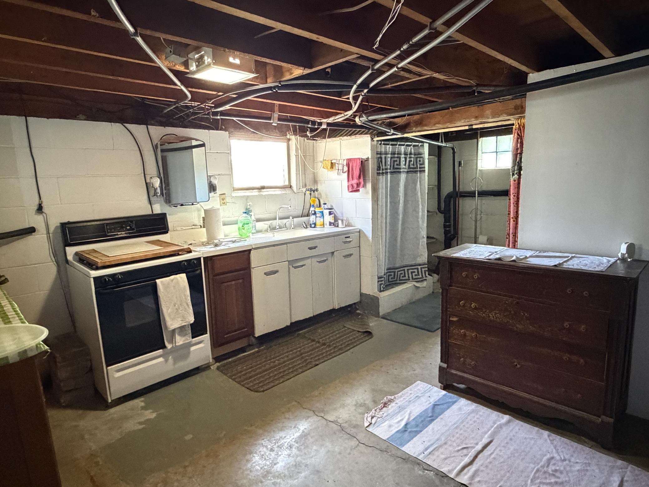 107 3rd Avenue Property Photo 23