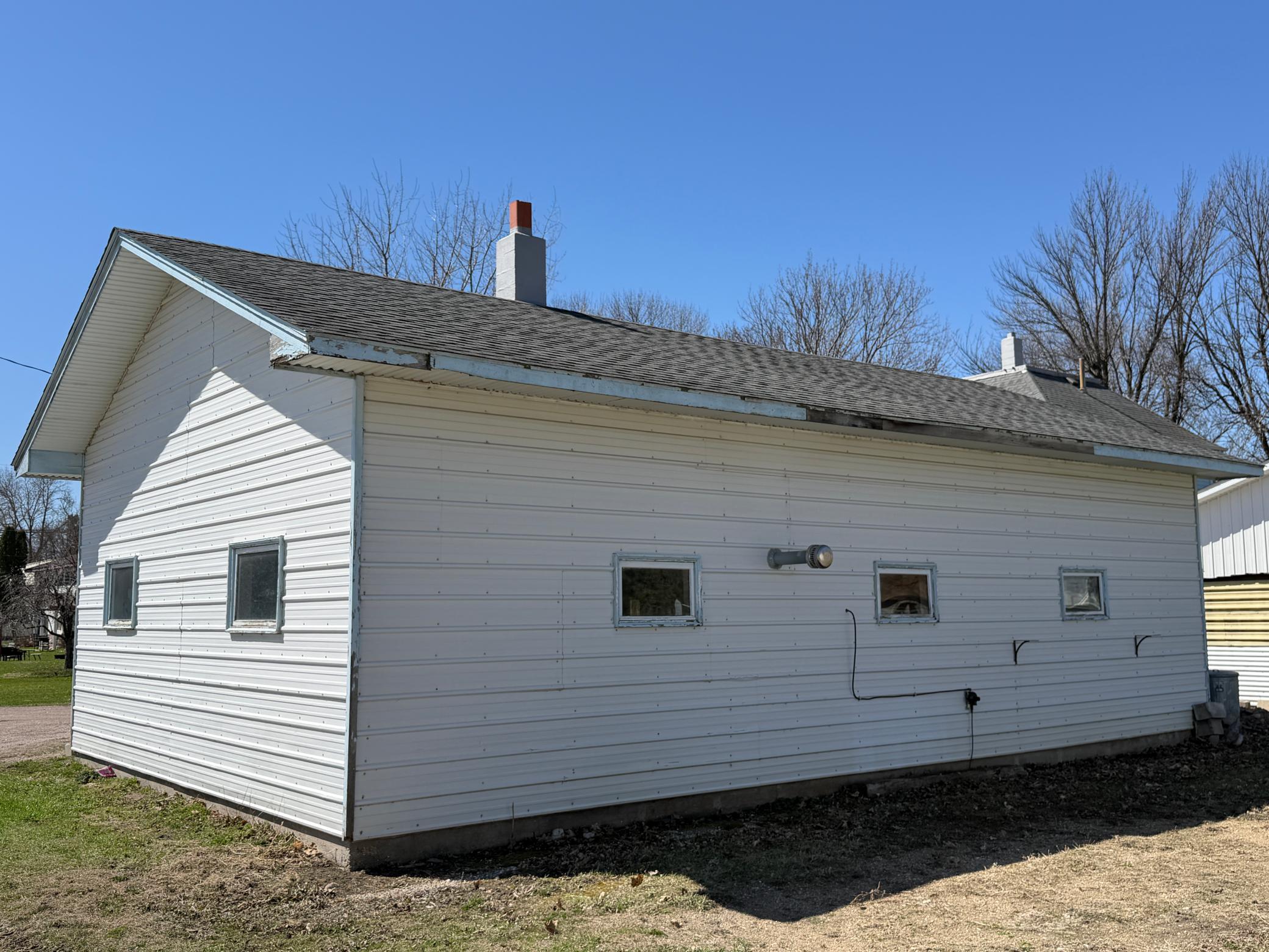 107 3rd Avenue Property Photo 31
