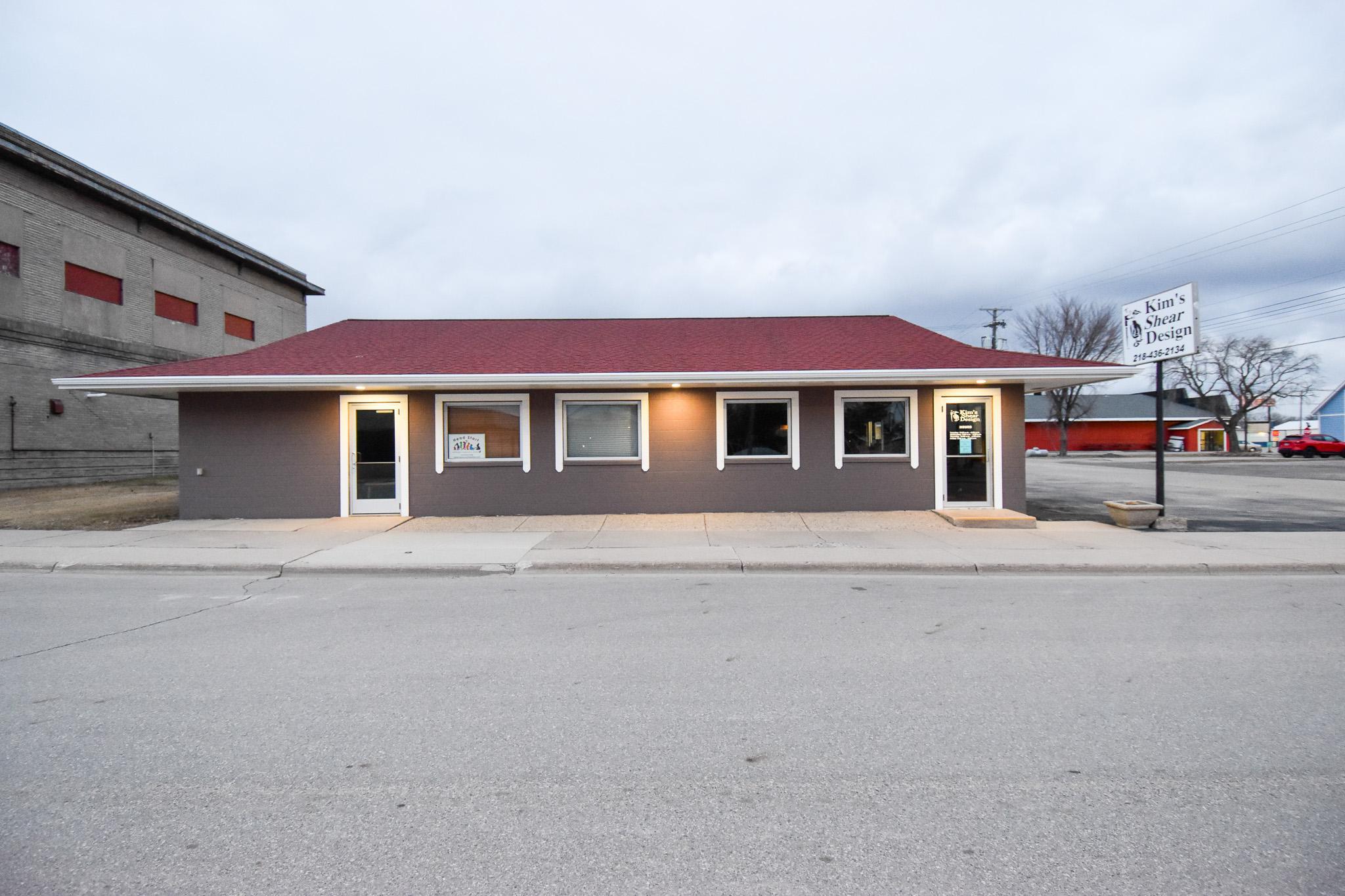 103 Mckinley Avenue W Property Photo 12
