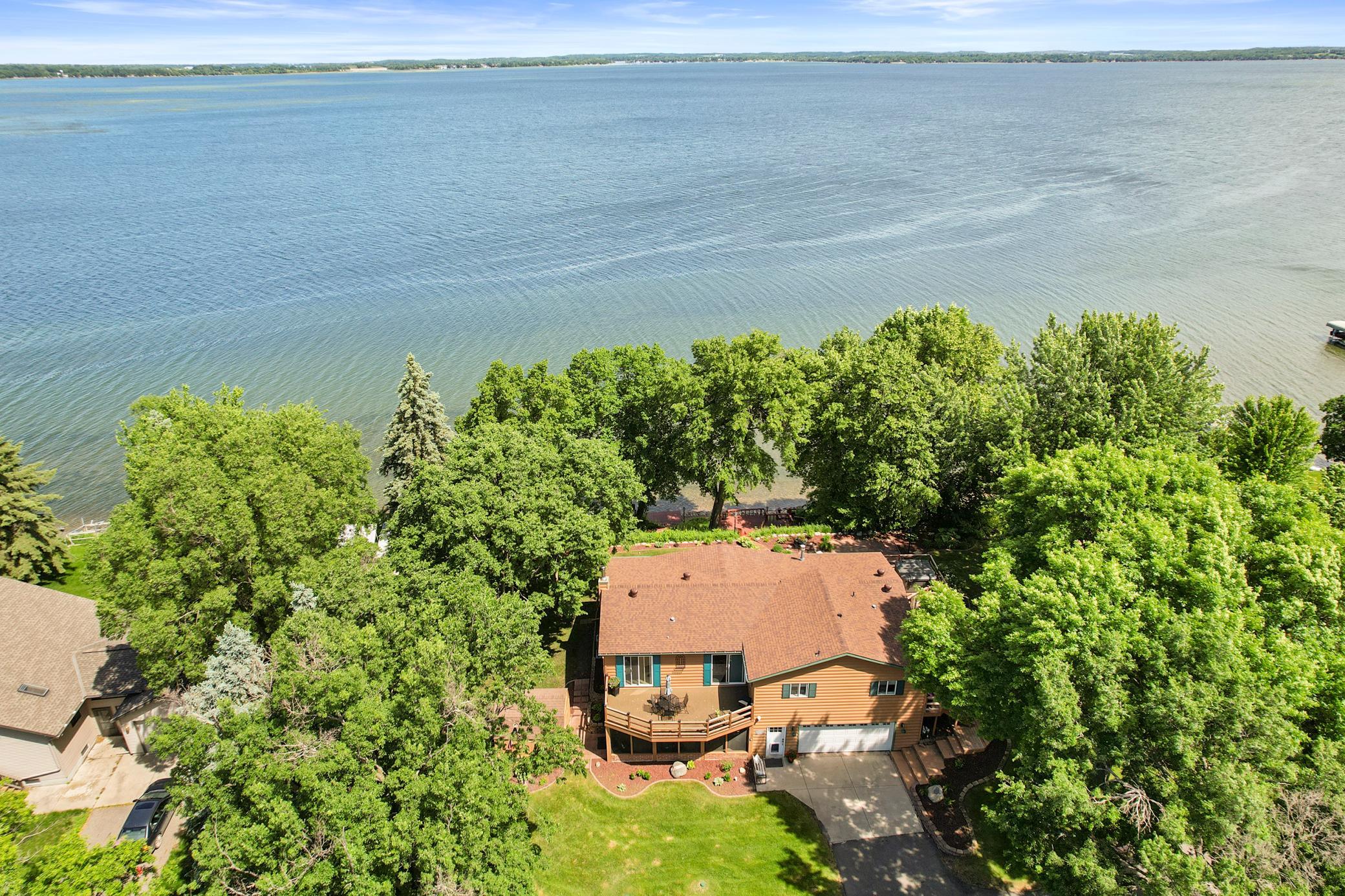 24295 Matson Point Trail Property Photo 2
