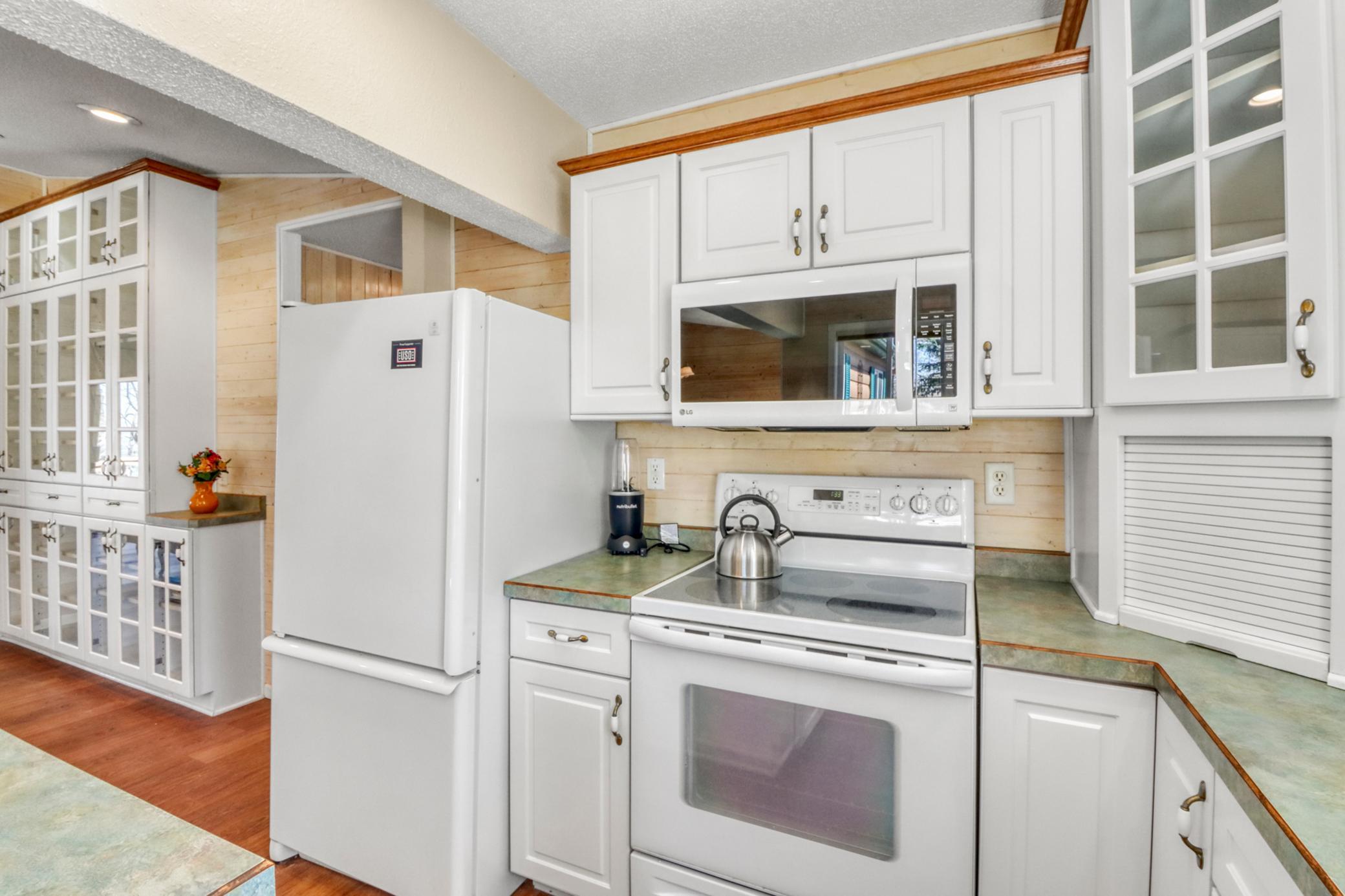 24295 Matson Point Trail Property Photo 9