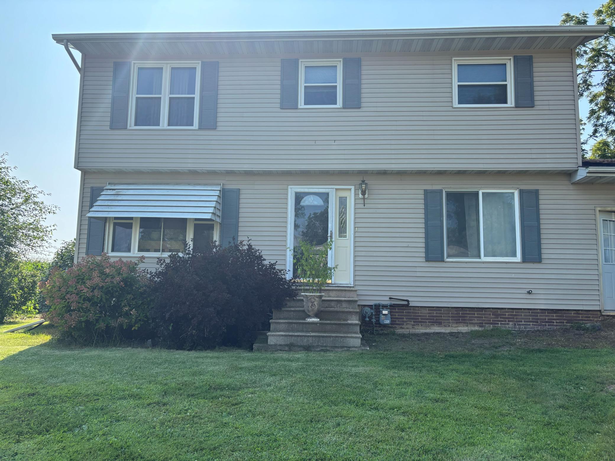 135 S Stenstrum Avenue Property Photo 1