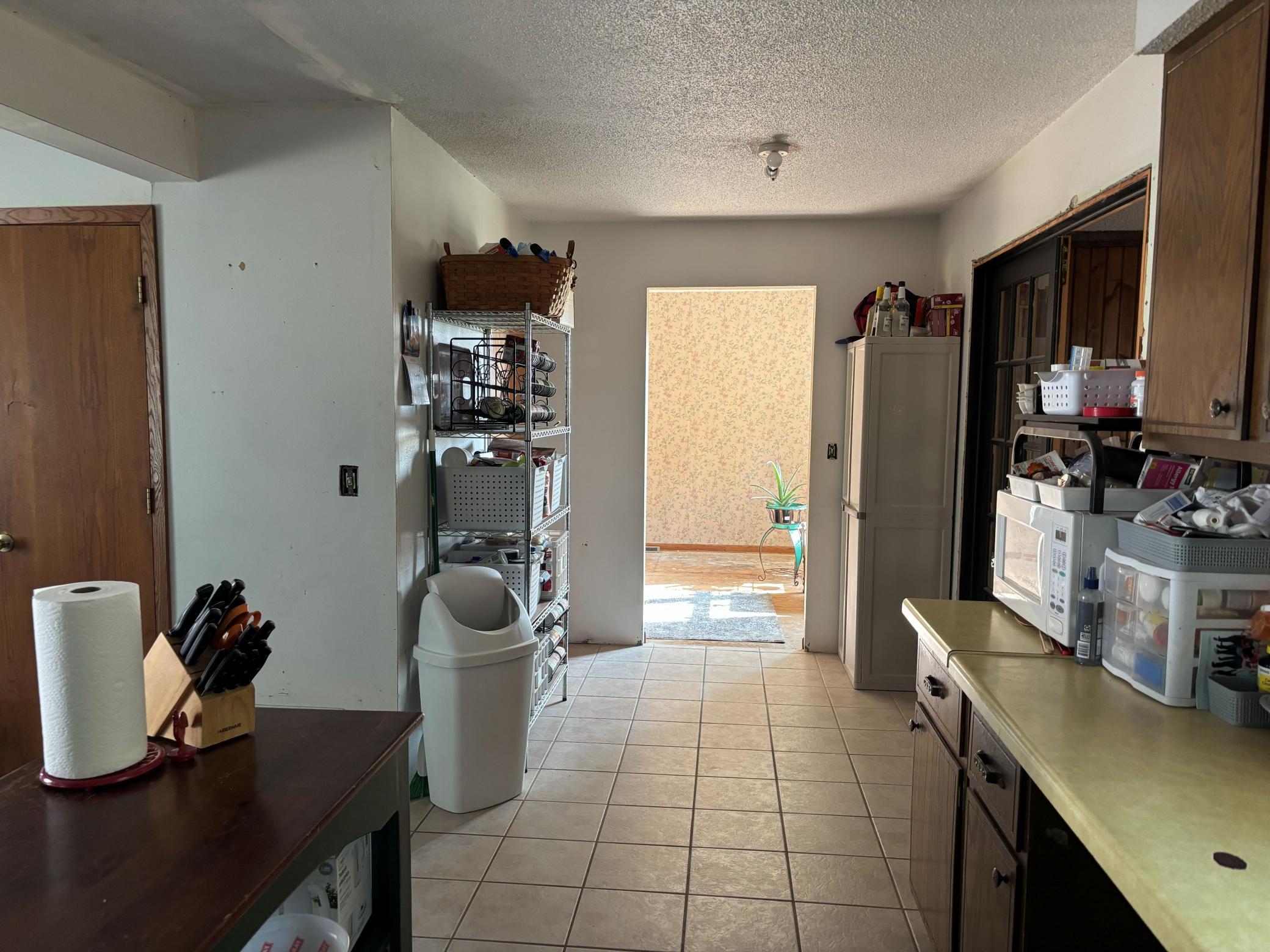 135 S Stenstrum Avenue Property Photo 8