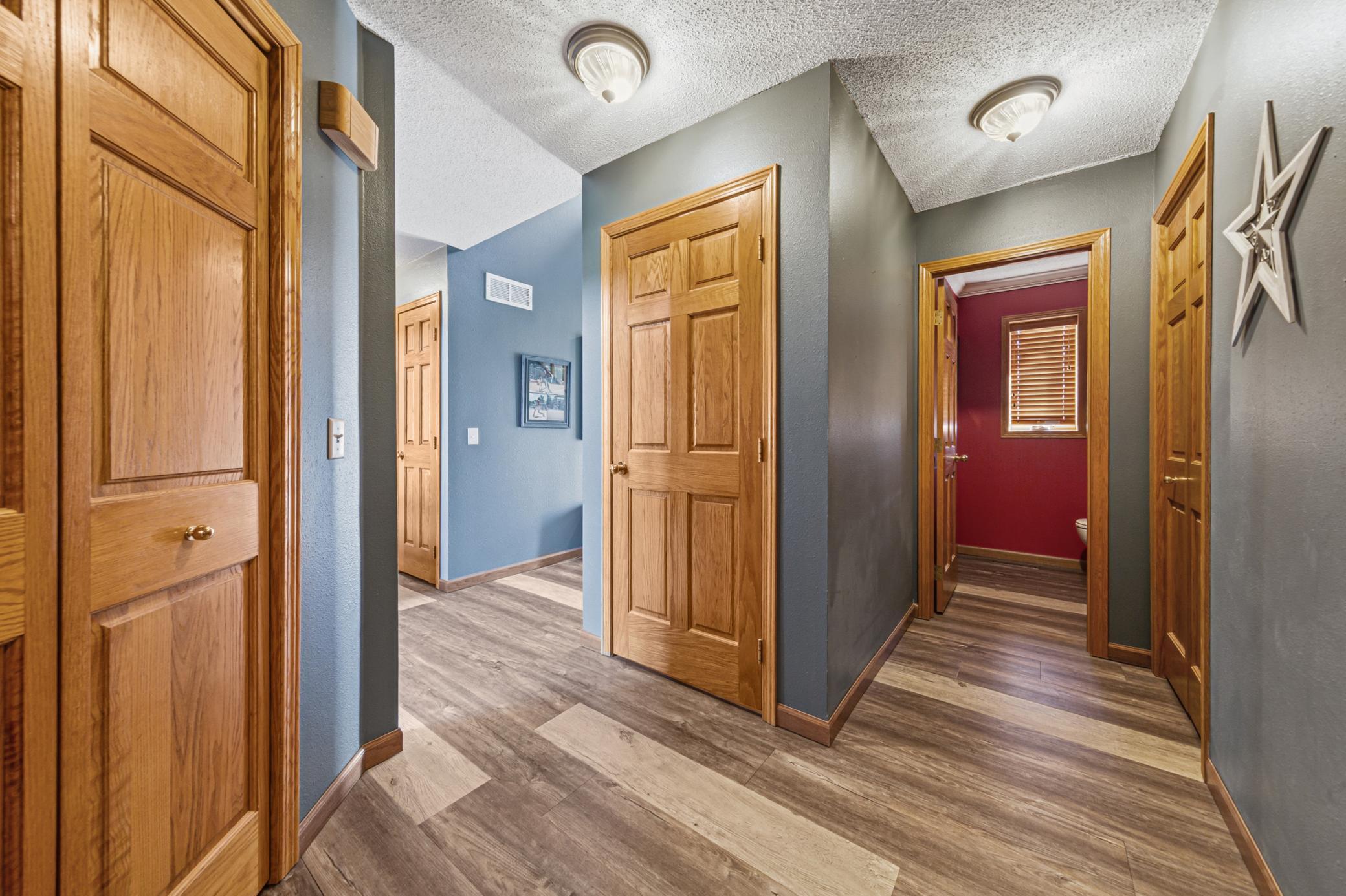 1526 Castle Drive Property Photo 22
