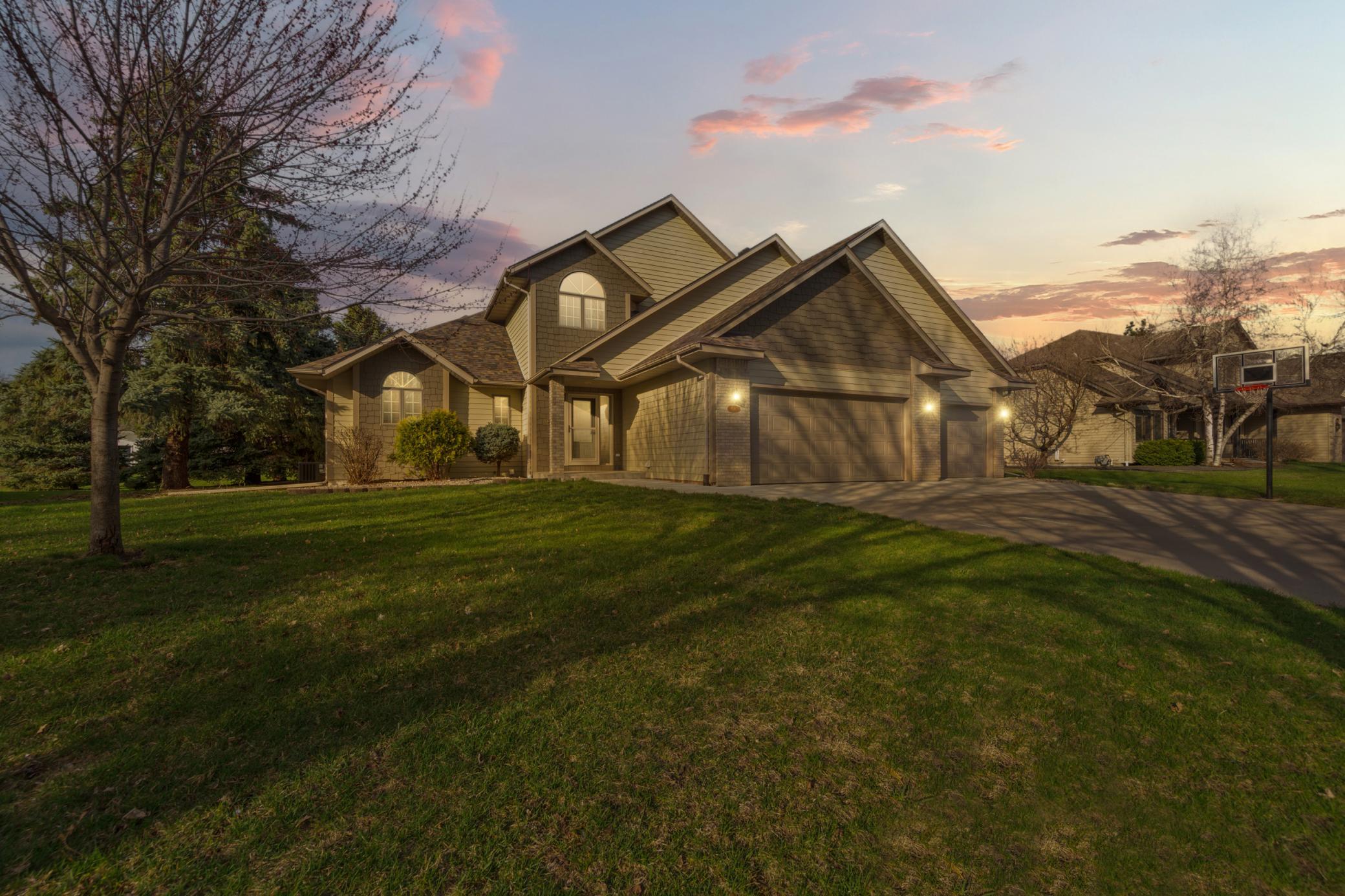 1526 Castle Drive Property Photo 45