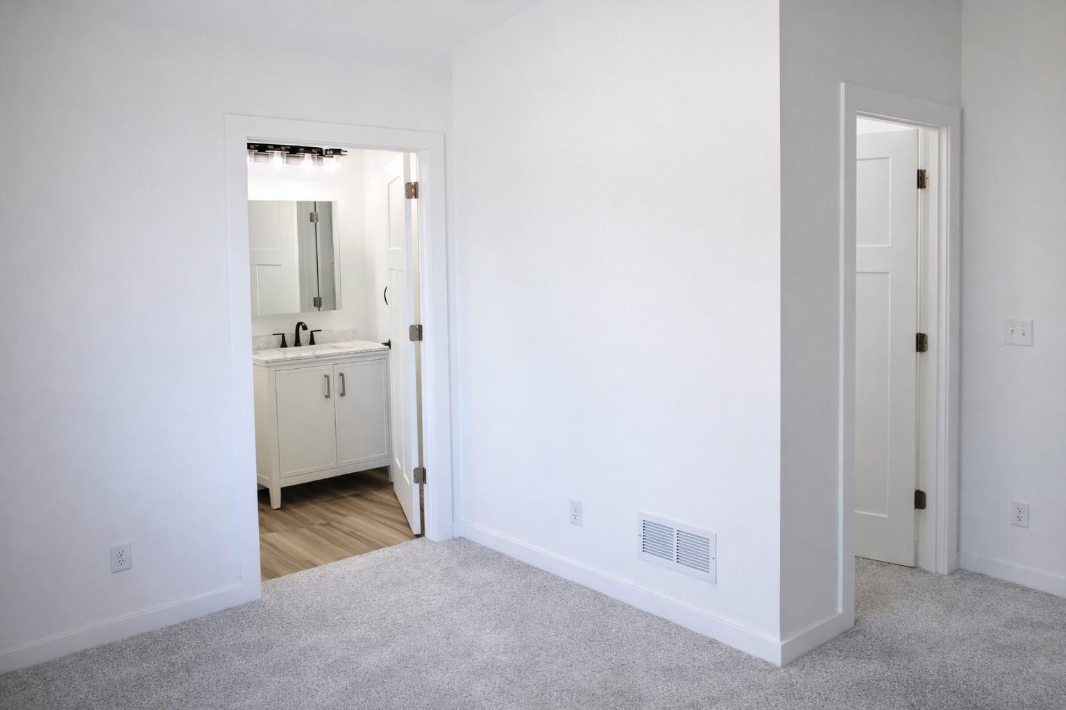 9299 Wise Road Property Photo 10