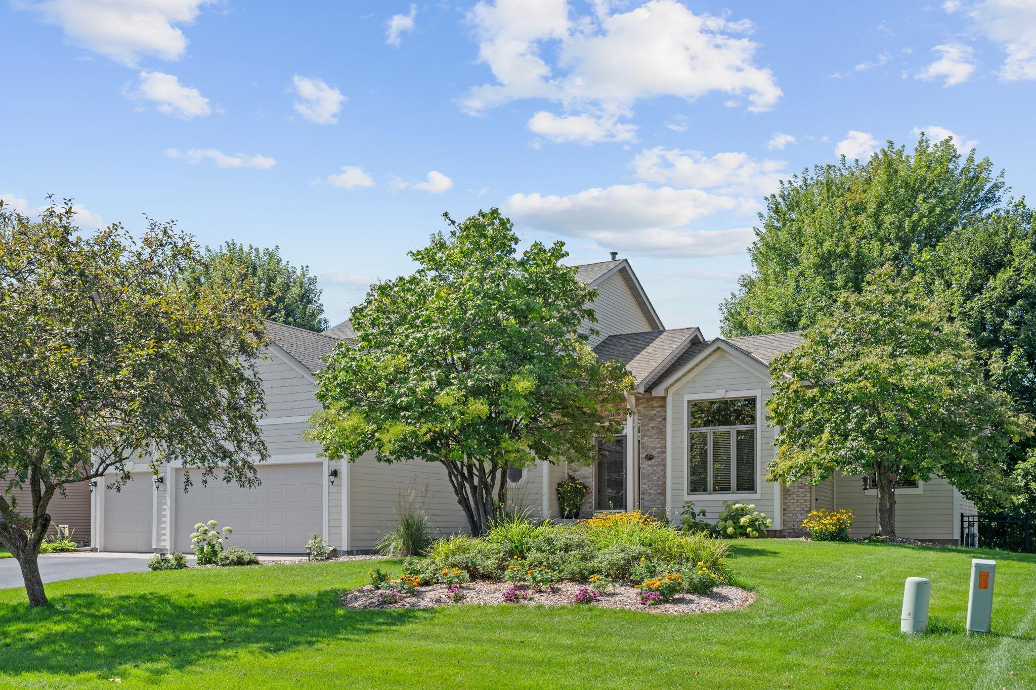 11239 Apennine Way Property Photo 1