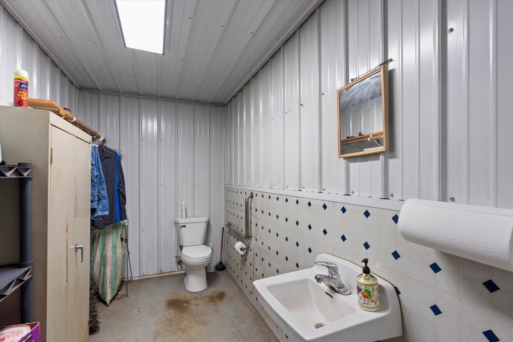10740 Brent Drive Property Photo 15