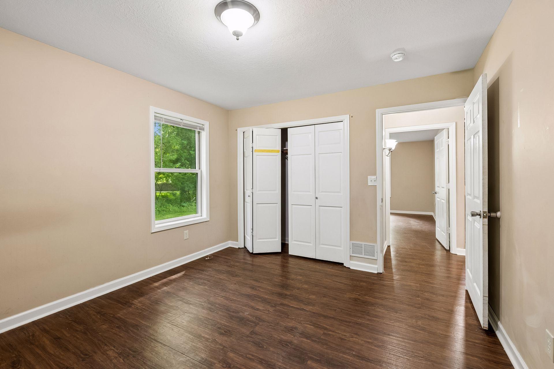 9934 Maple Avenue Property Photo 14