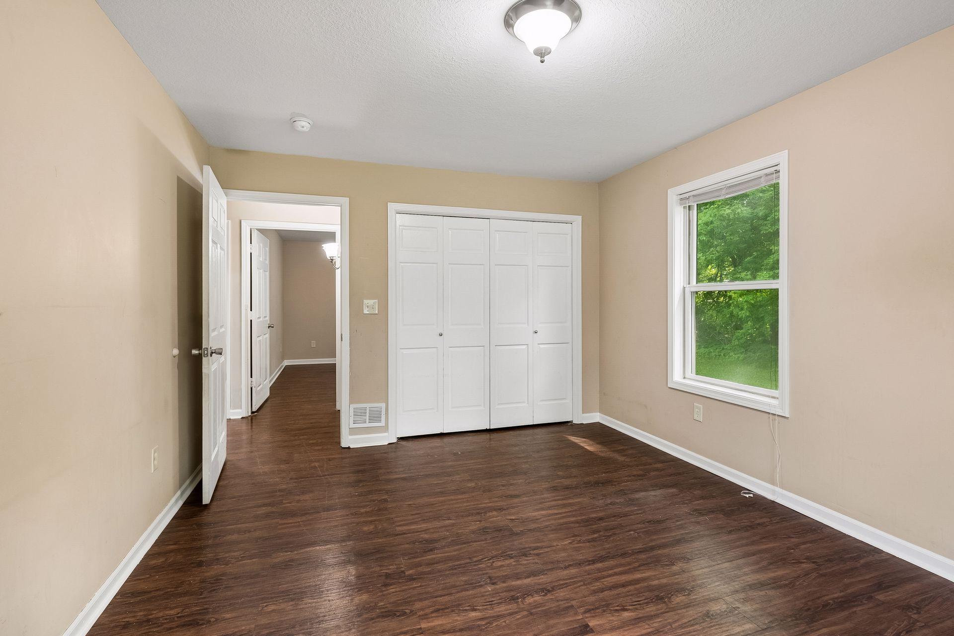 9934 Maple Avenue Property Photo 15