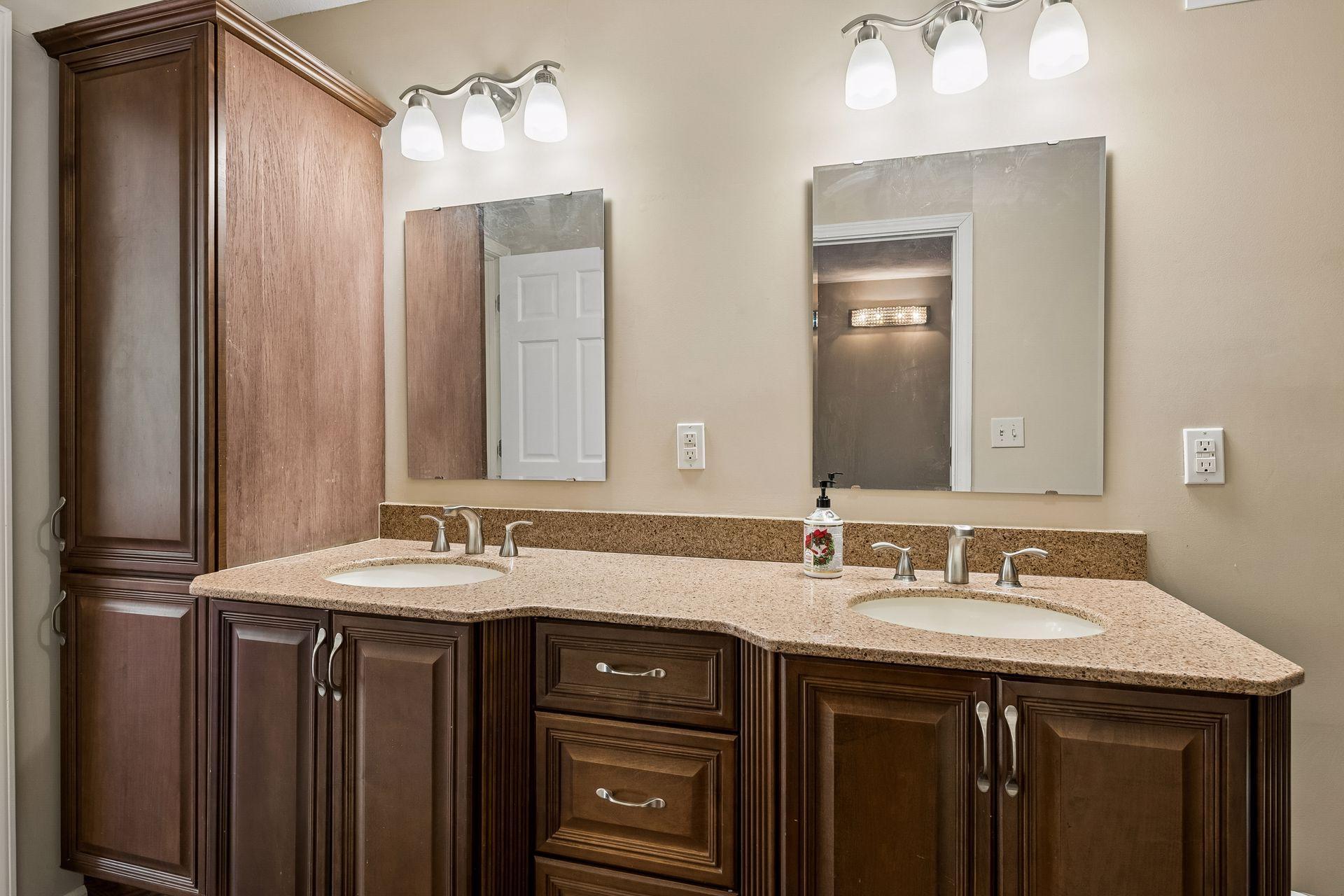9934 Maple Avenue Property Photo 20
