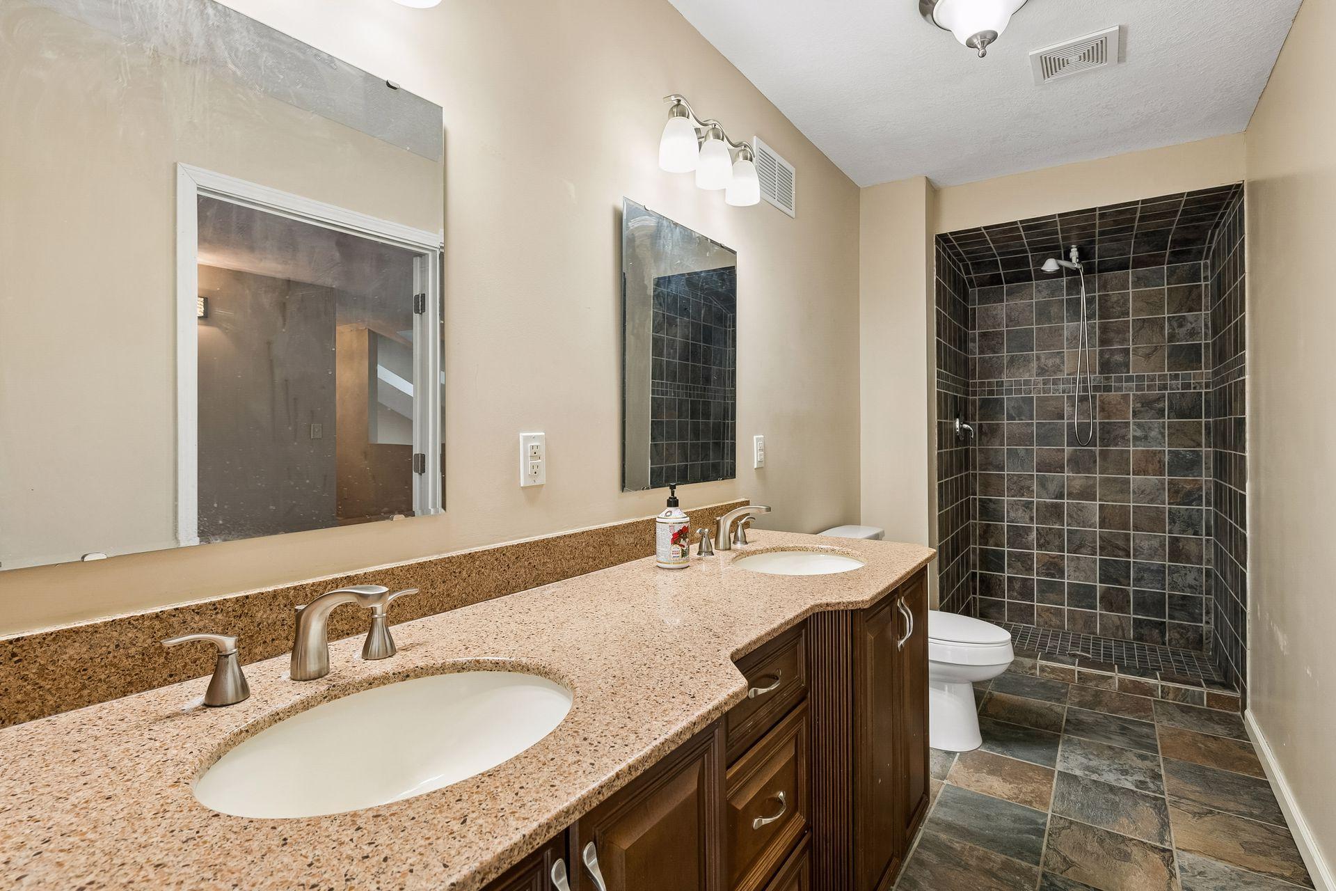 9934 Maple Avenue Property Photo 21