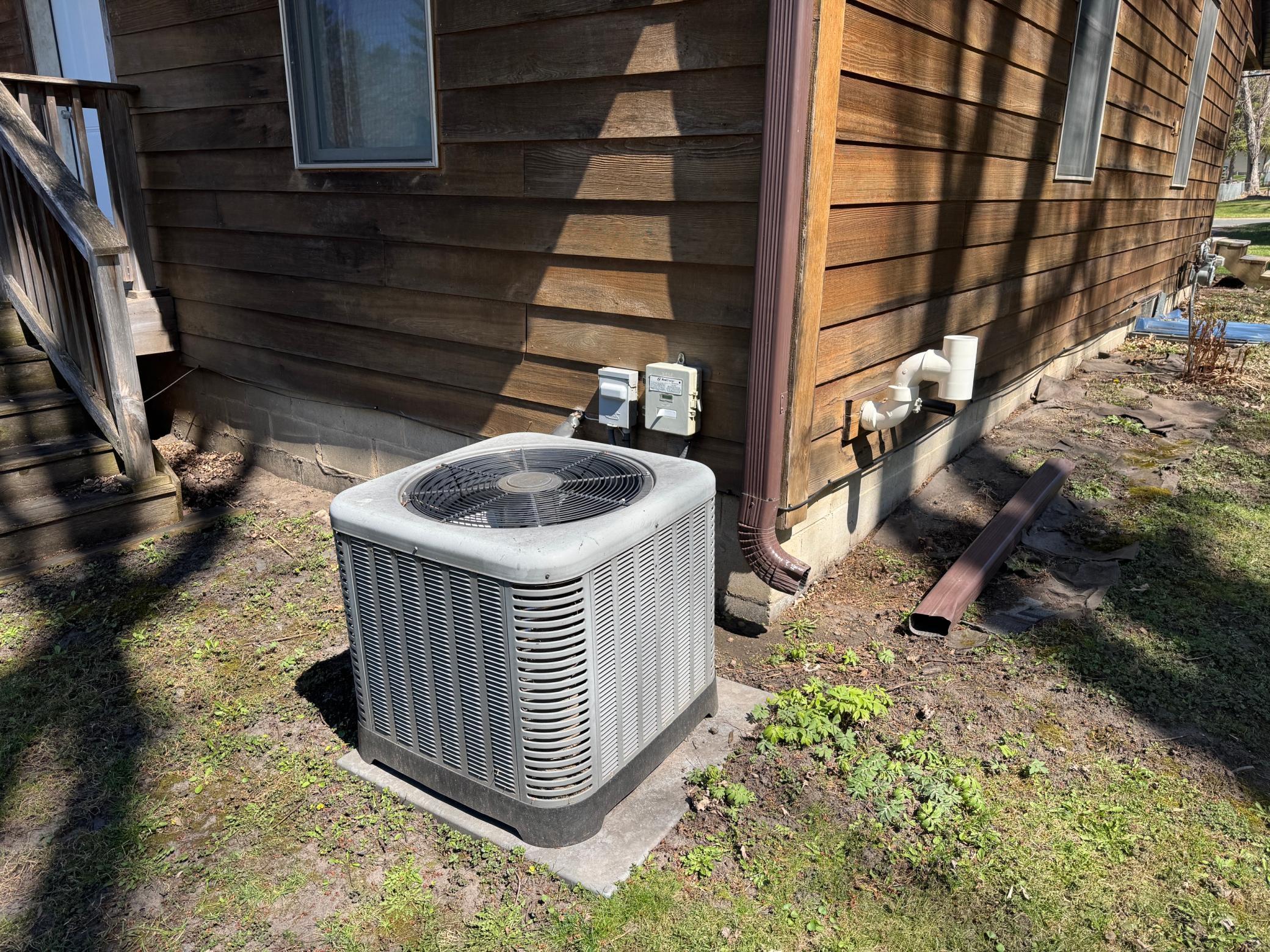 9934 Maple Avenue Property Photo 28