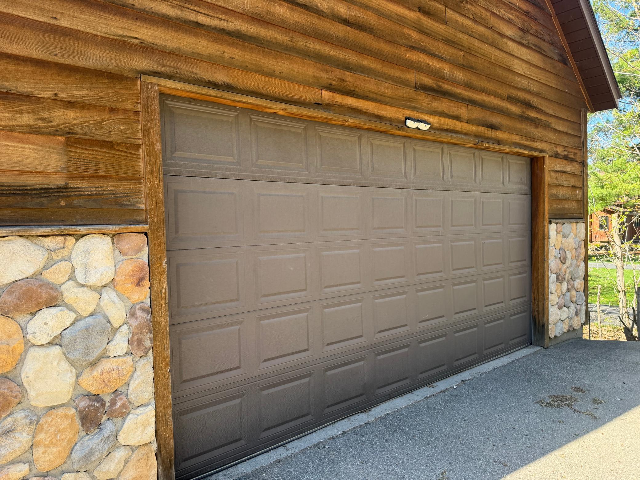 9934 Maple Avenue Property Photo 32