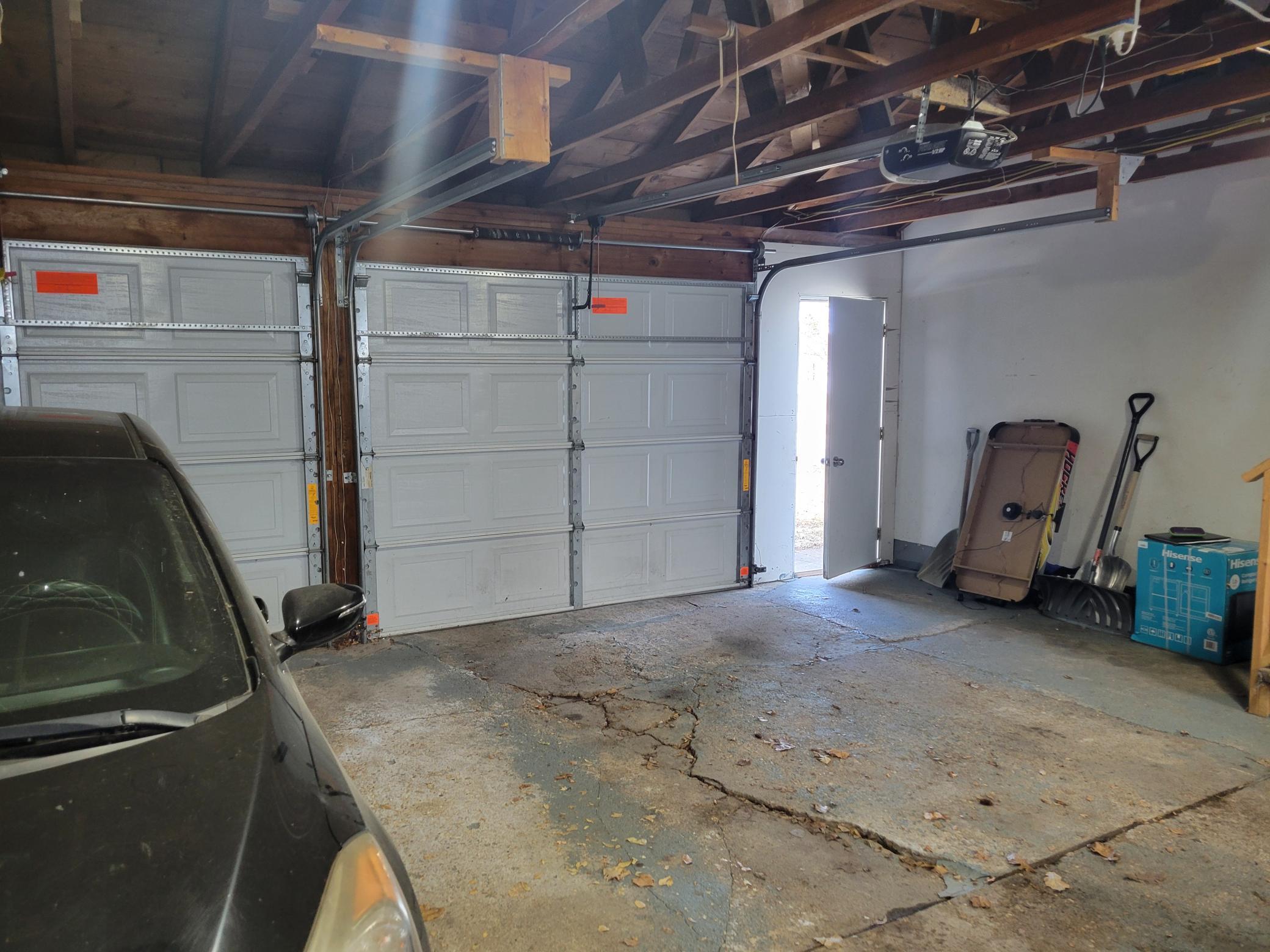 933 Labree Avenue N Property Photo 2