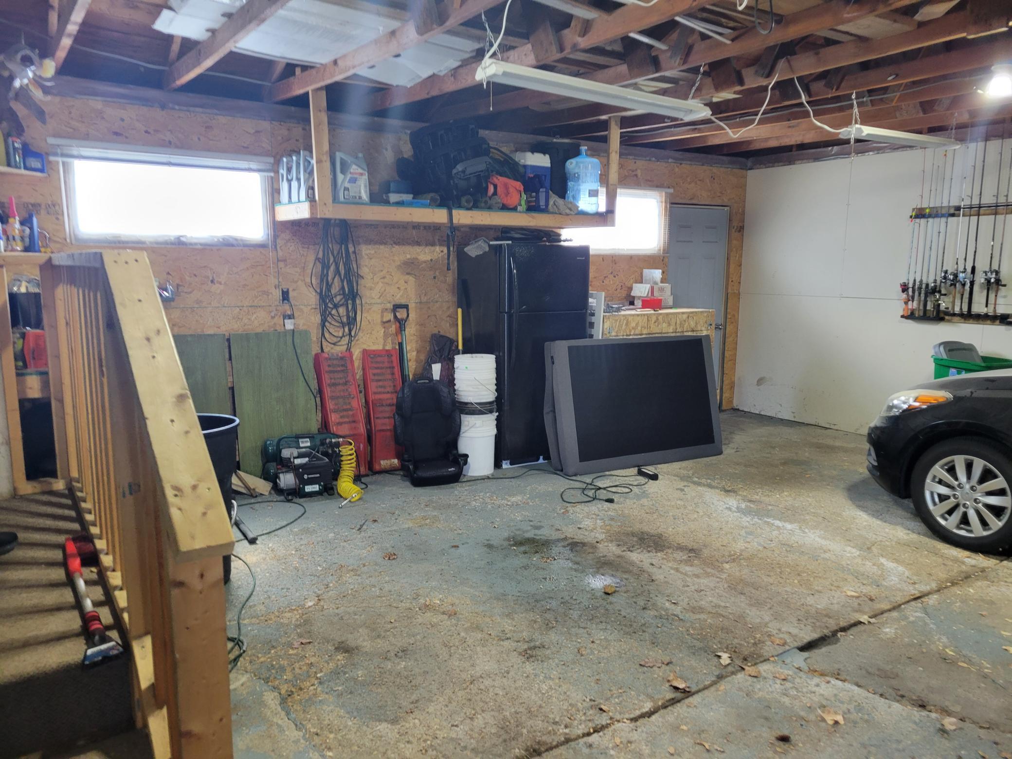 933 Labree Avenue N Property Photo 3