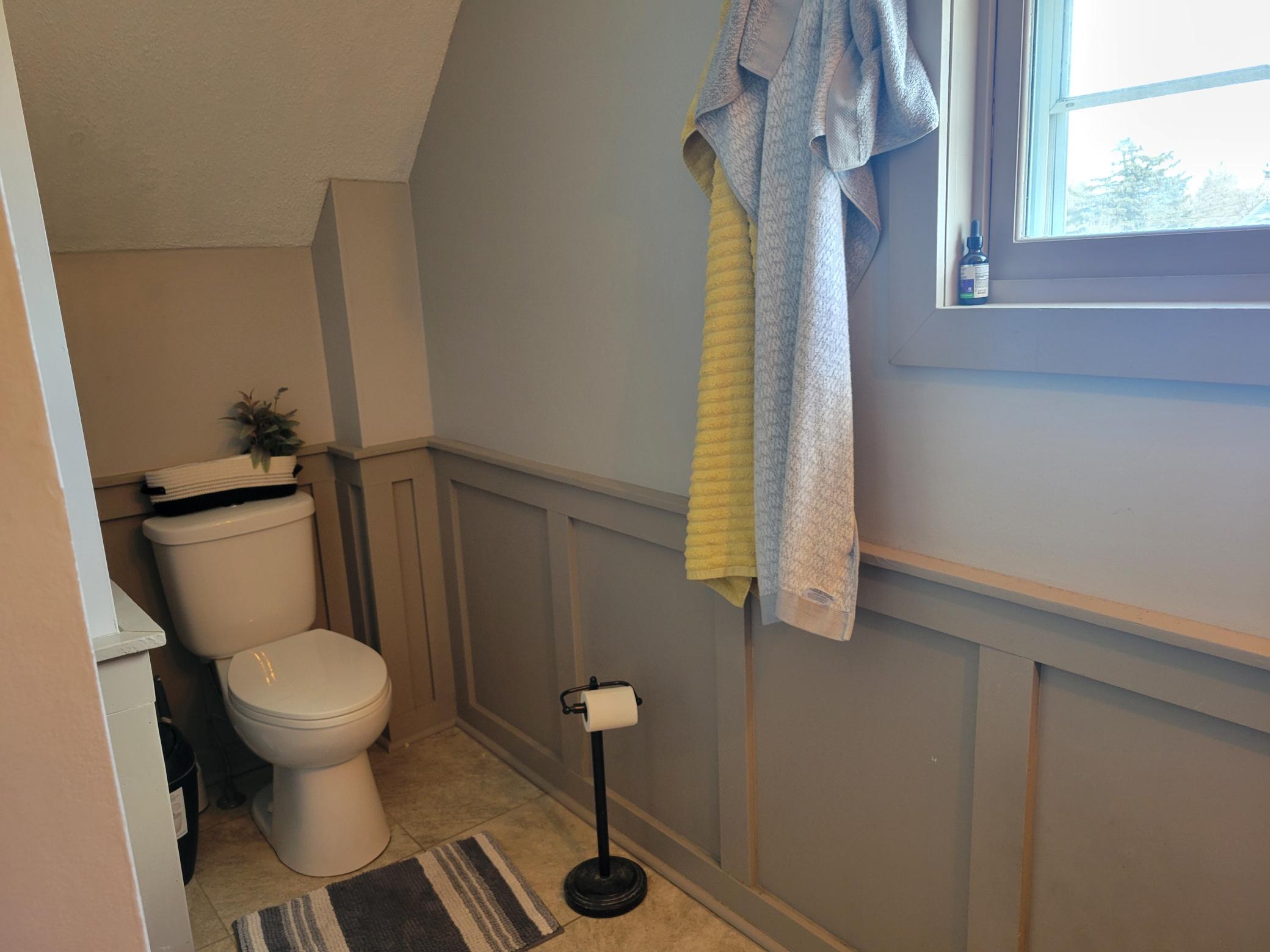 933 Labree Avenue N Property Photo 7
