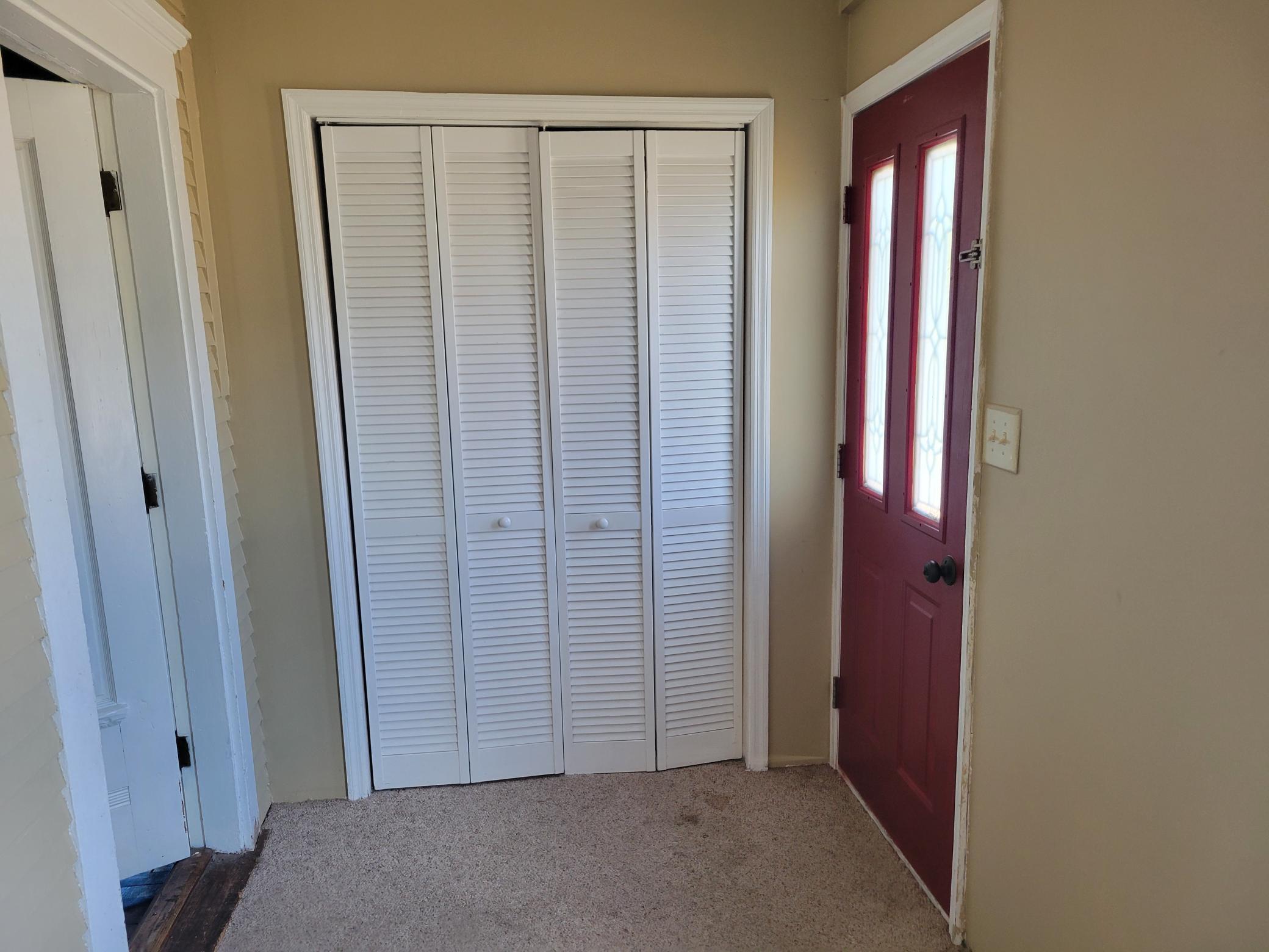 933 Labree Avenue N Property Photo 9