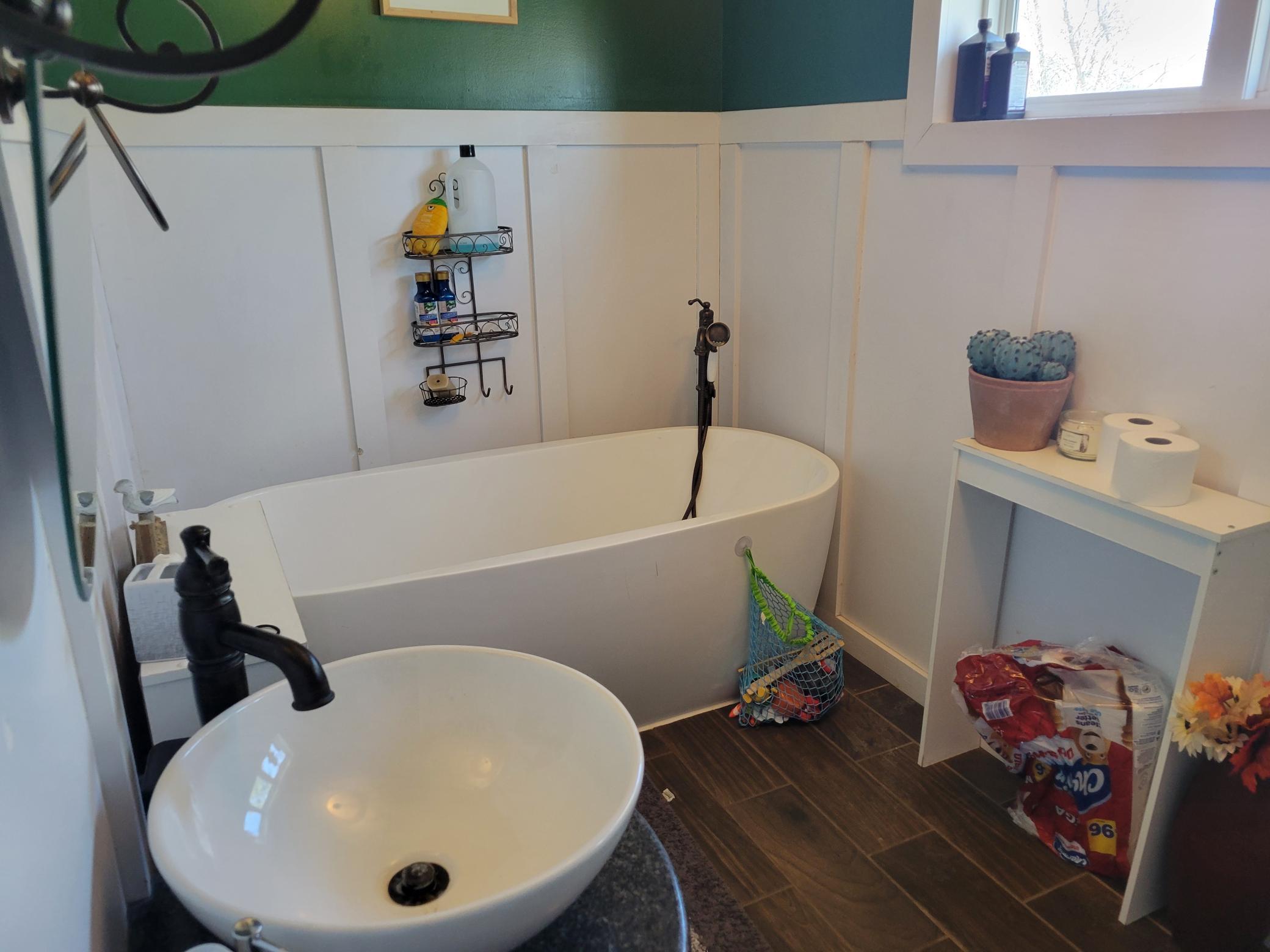 933 Labree Avenue N Property Photo 19