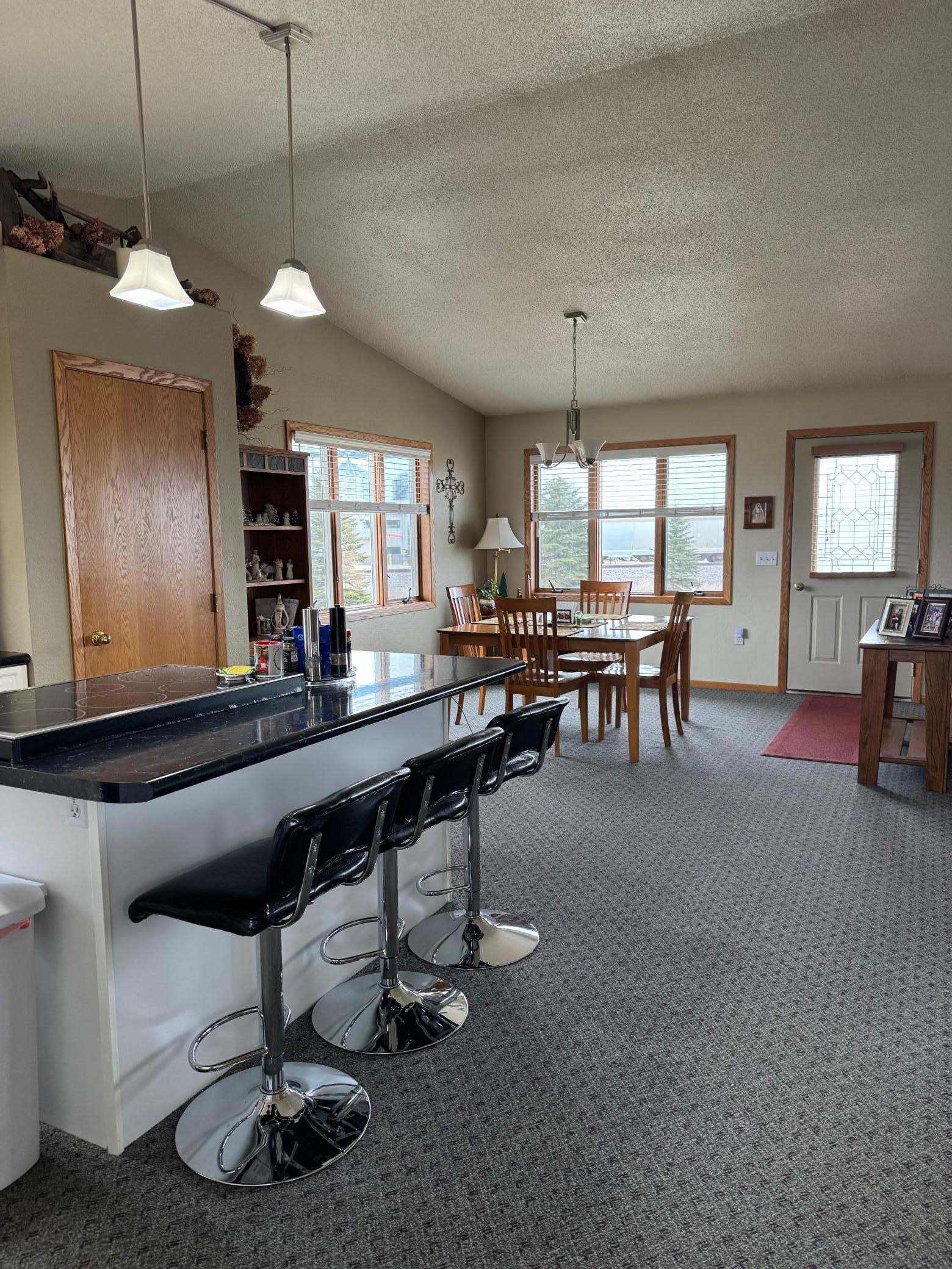 402 Main Avenue Property Photo 8