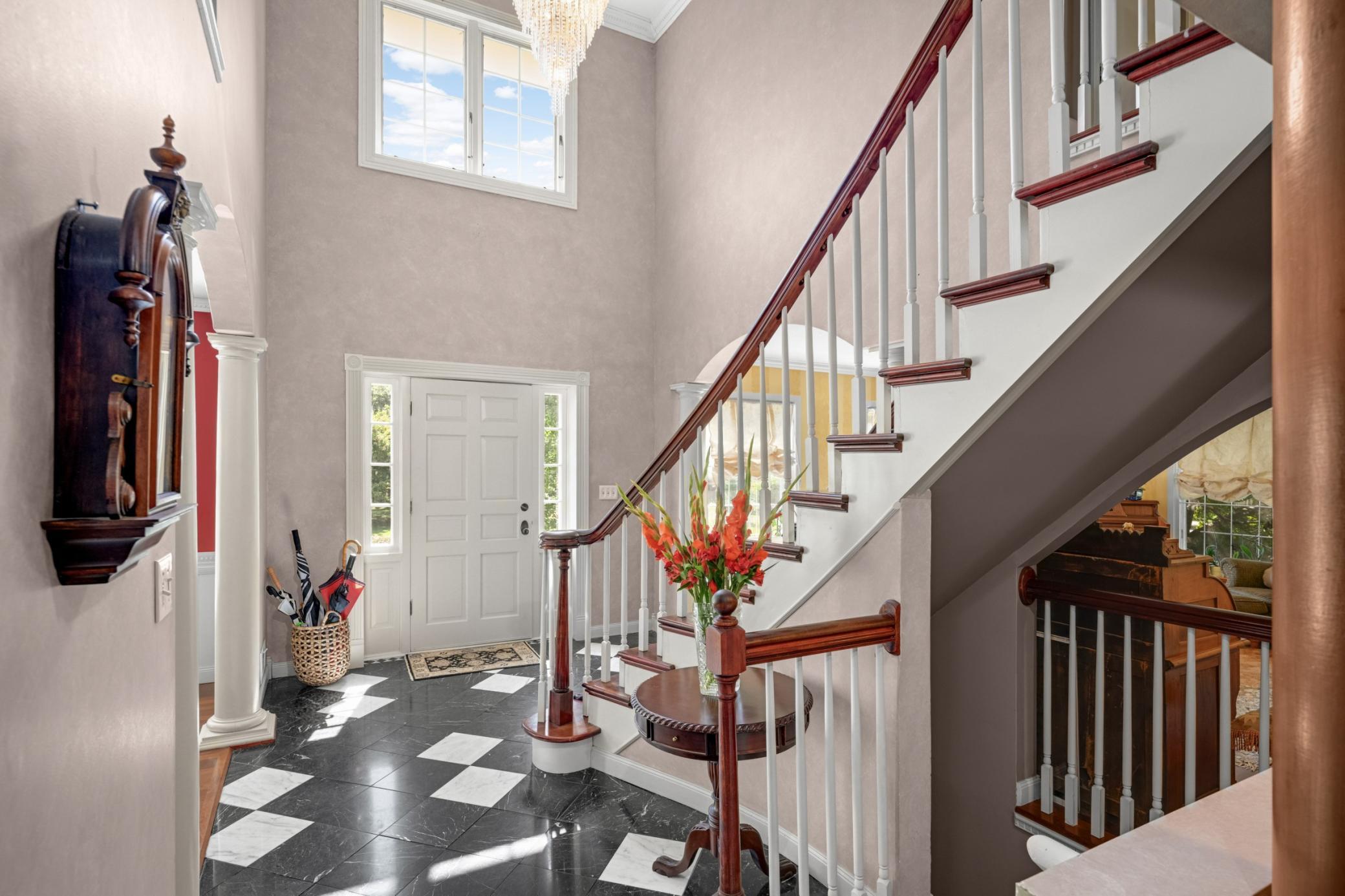 665 Arcadia Drive Property Photo 4