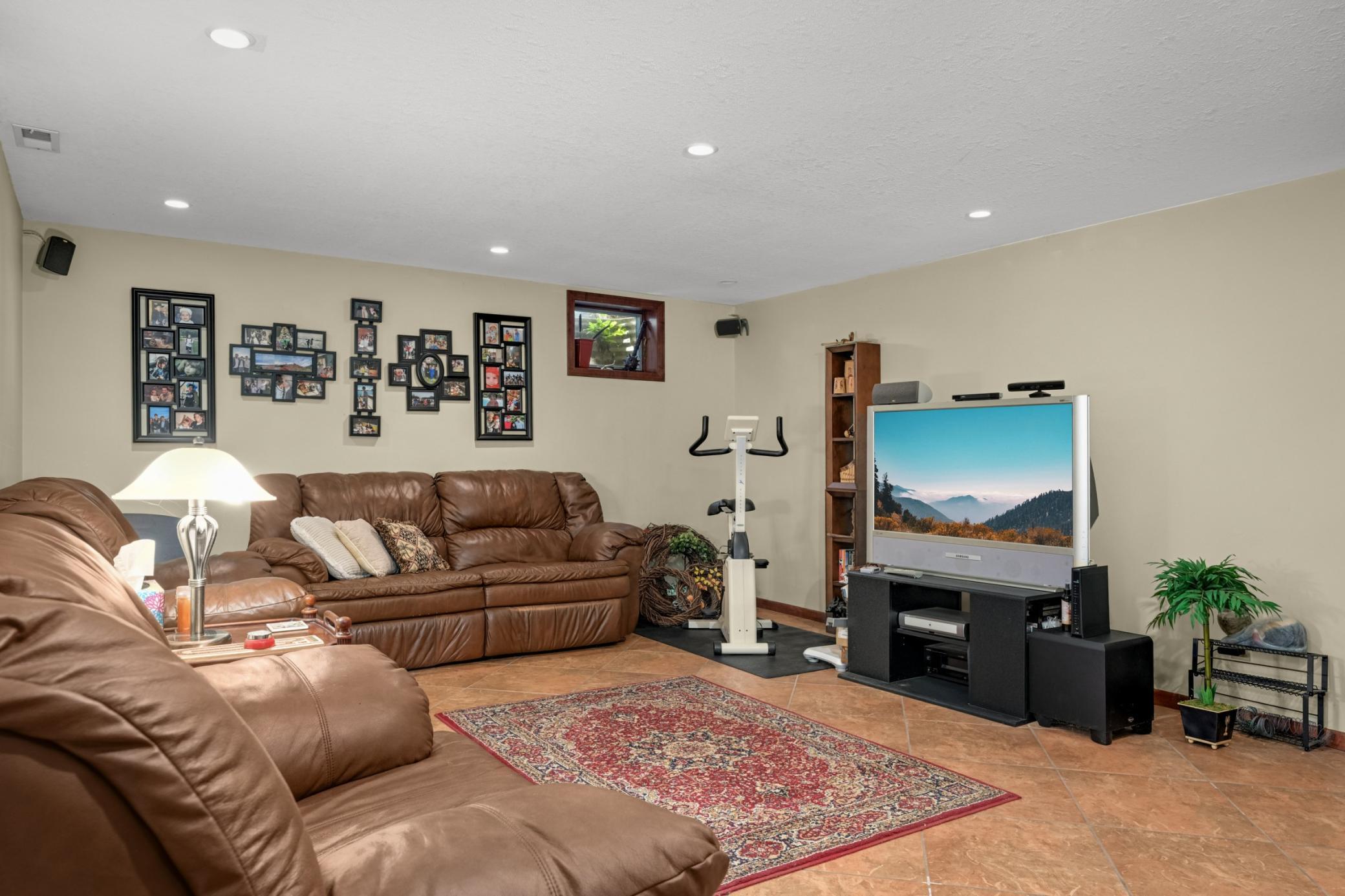 665 Arcadia Drive Property Photo 24