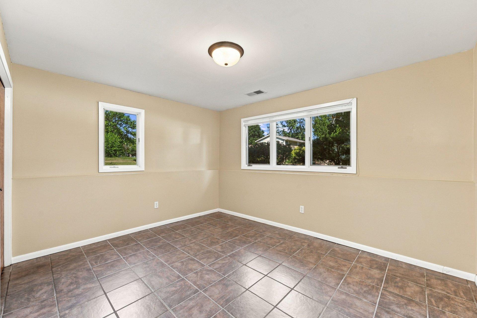 1198 Harrison Street S Property Photo 18