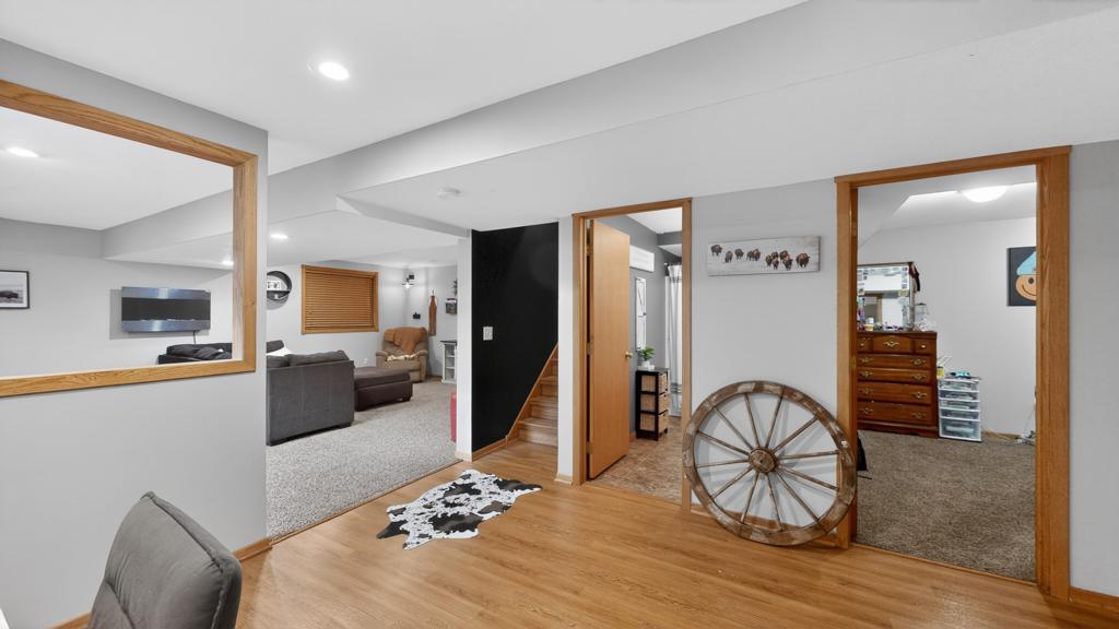 100 Capelle Street Property Photo 43