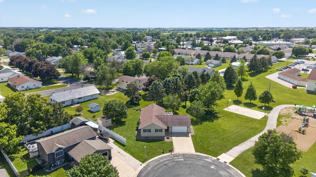 100 Capelle Street Property Photo 66