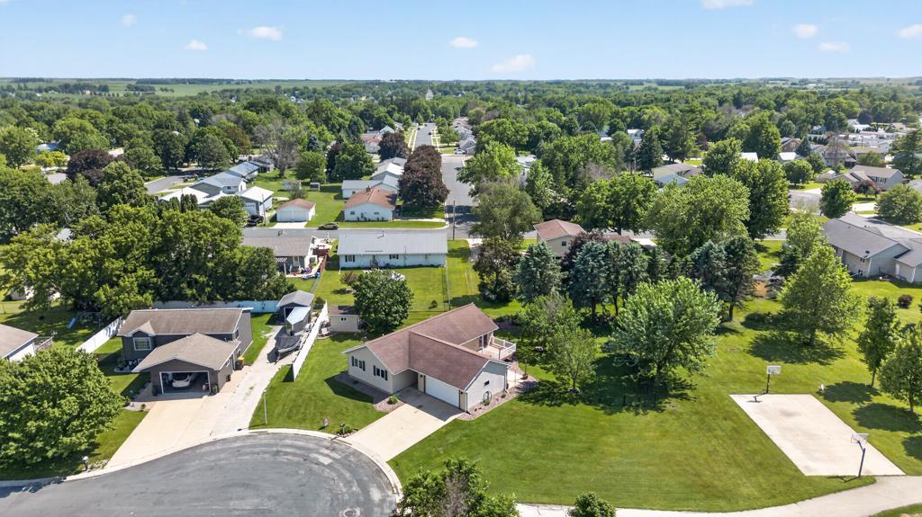 100 Capelle Street Property Photo 67