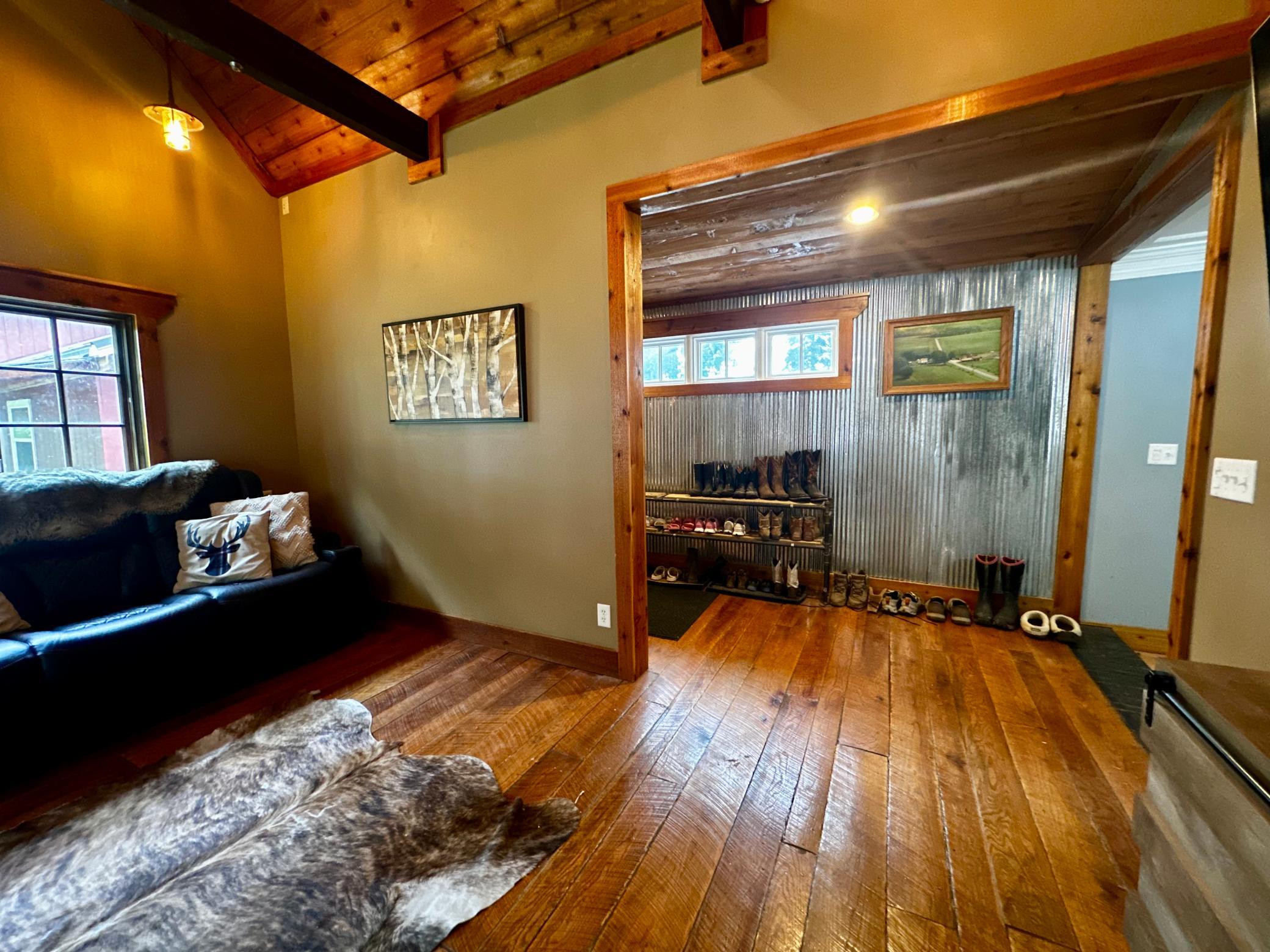 40580 Bow Trail Property Photo 4