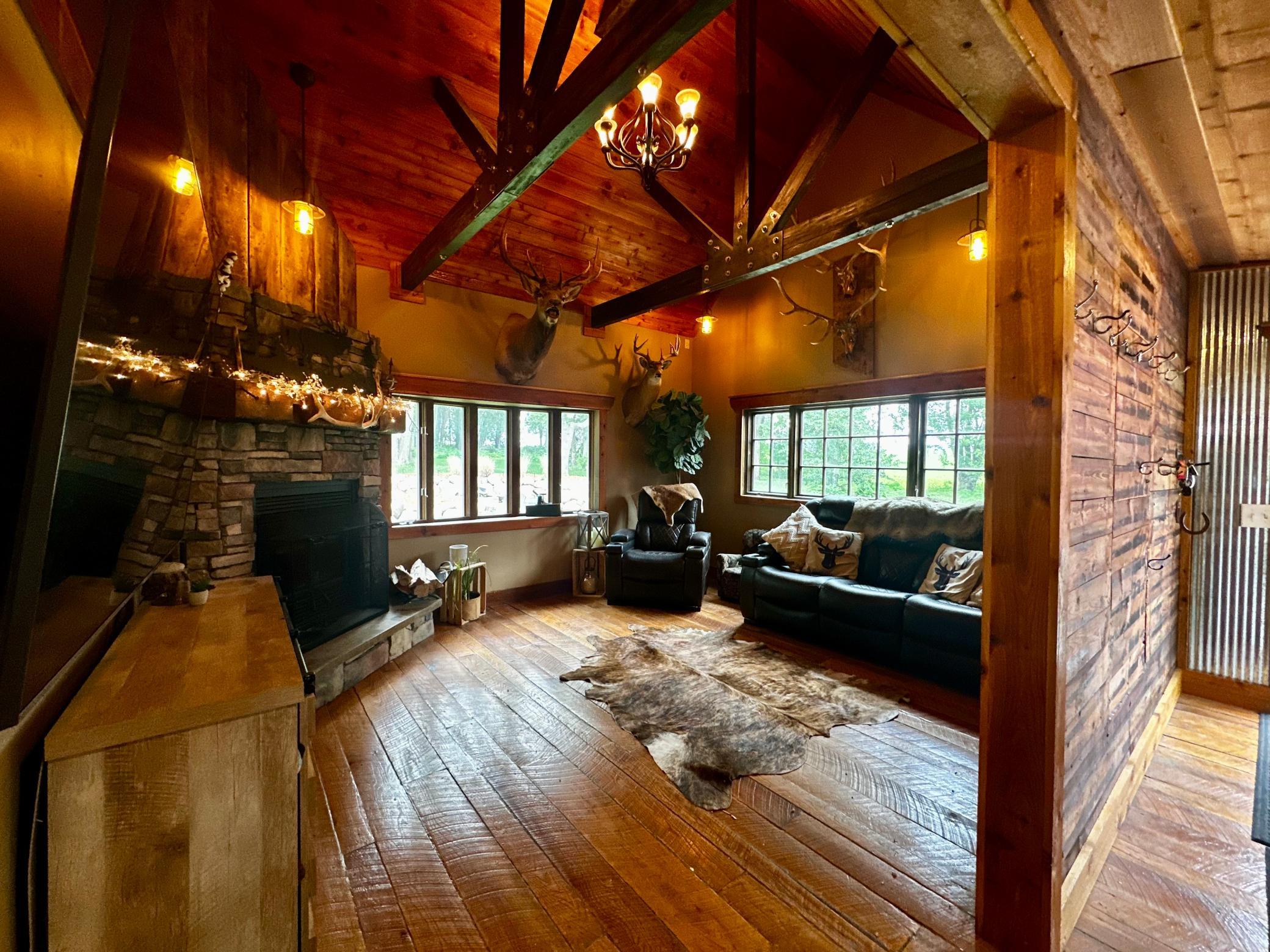 40580 Bow Trail Property Photo 5
