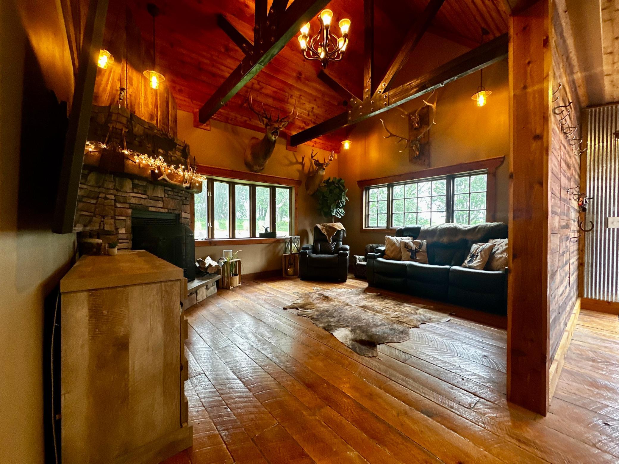 40580 Bow Trail Property Photo 6