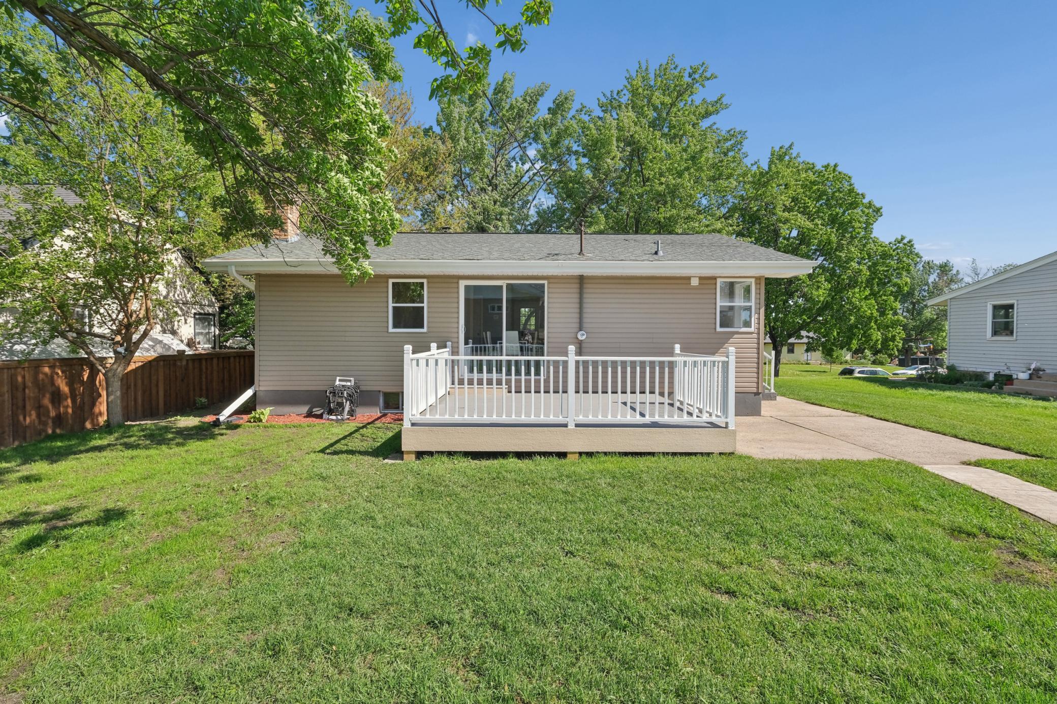 820 7th Avenue E Property Photo 22