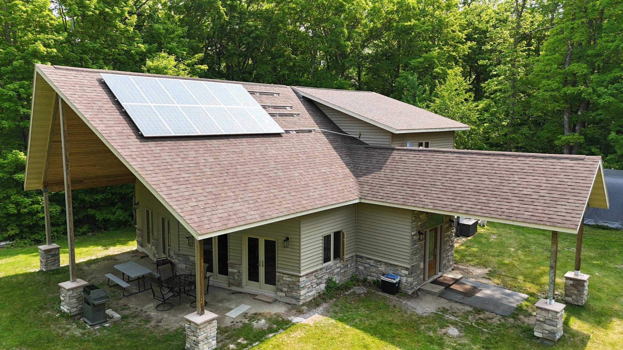 4251 Sugar Point Property Photo 2